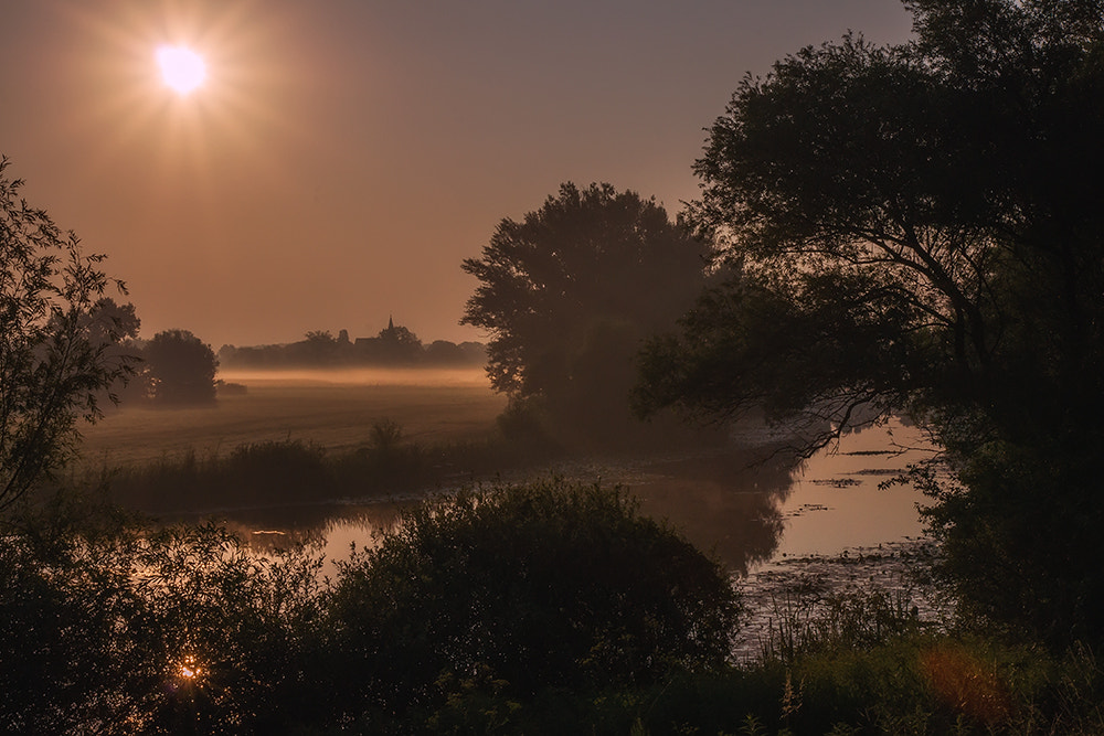 Sony Alpha DSLR-A550 sample photo. Dawn in gyirmot photography