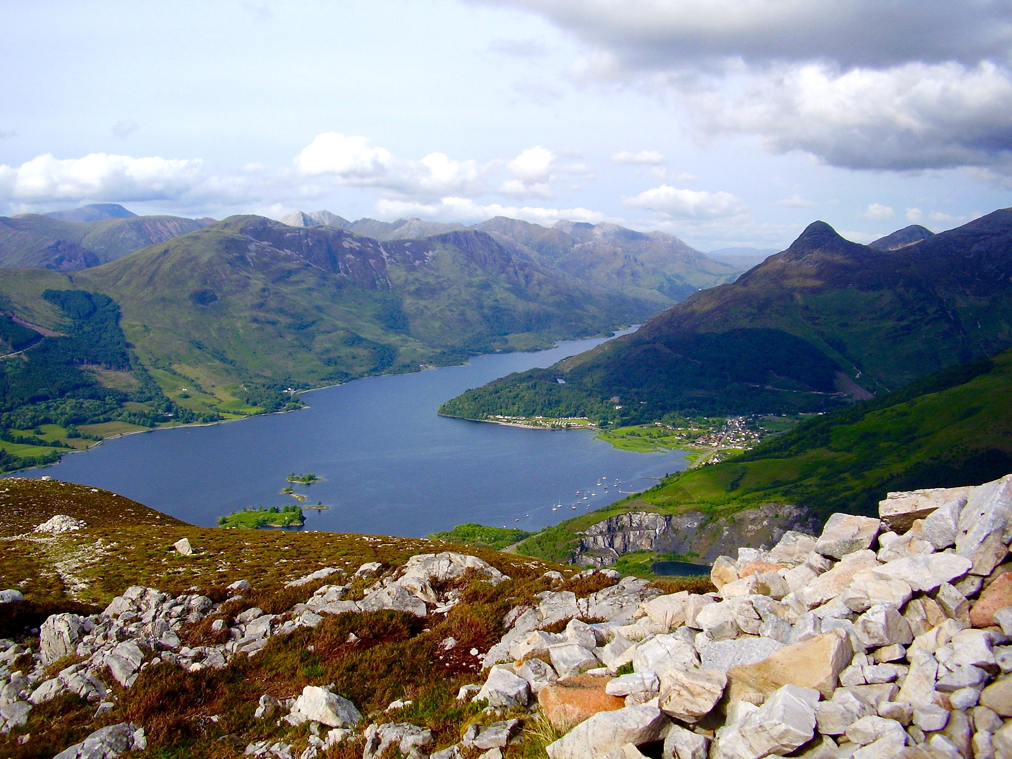 Olympus FE115,X715 sample photo. So many peaks photography