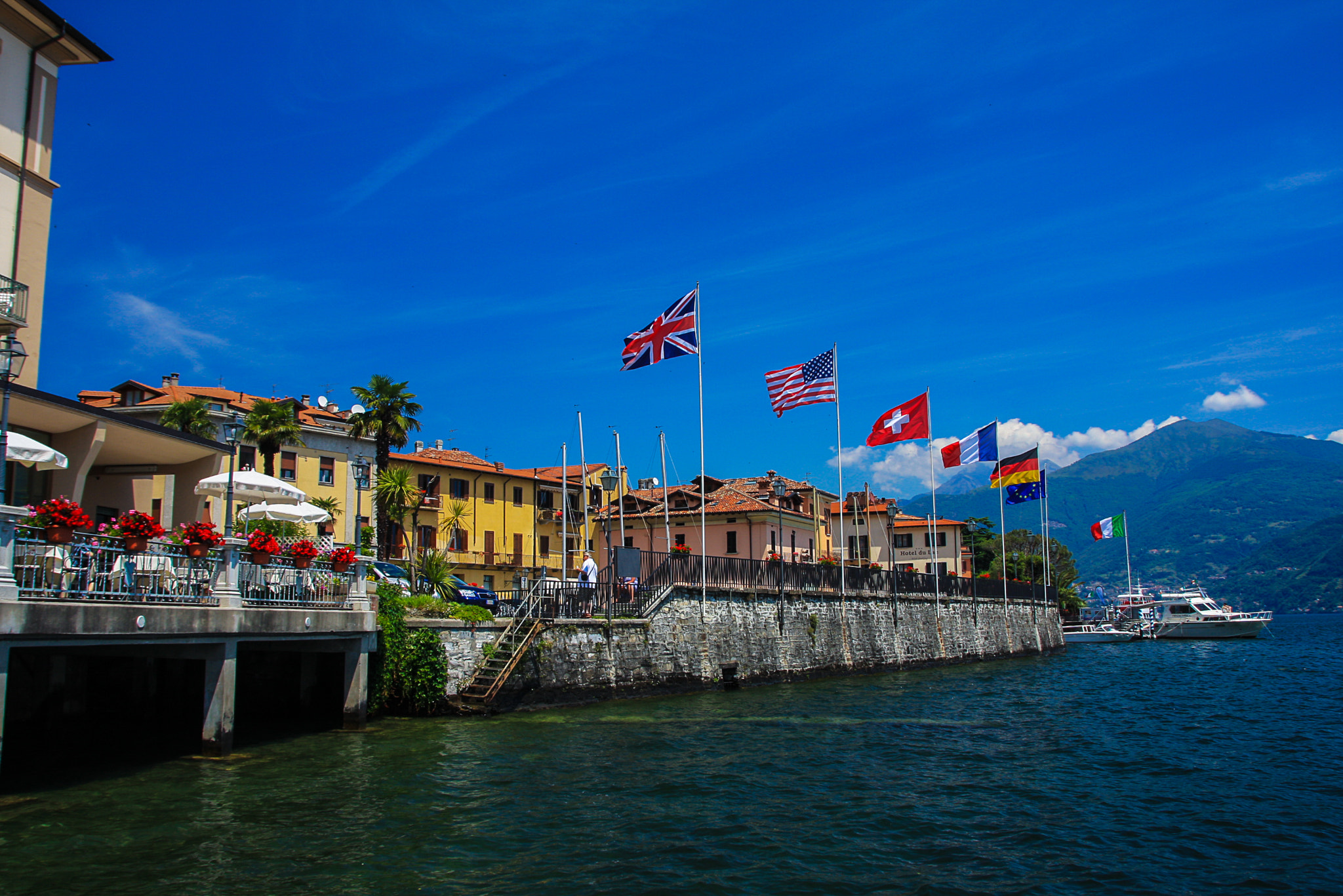 Sigma 18-250mm F3.5-6.3 DC OS HSM sample photo. Menaggio on lake como italy photography