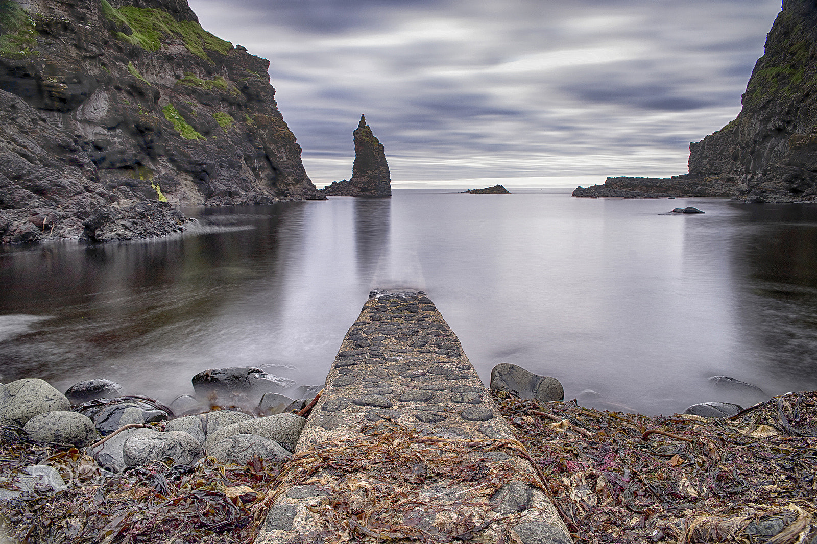 24-70mm F2.8 sample photo. Port moon photography