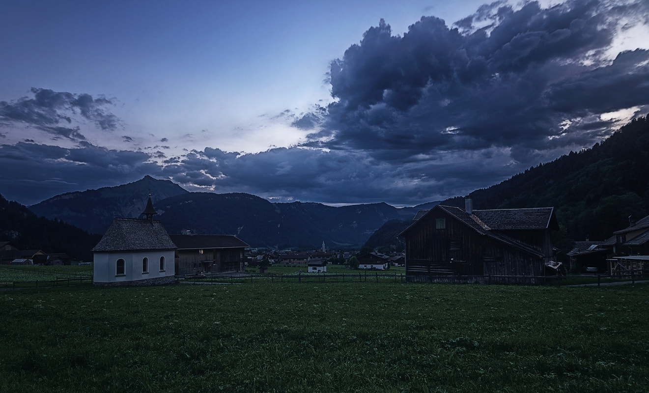 Sony a7R + 20mm F2.8 sample photo. Dark mood photography