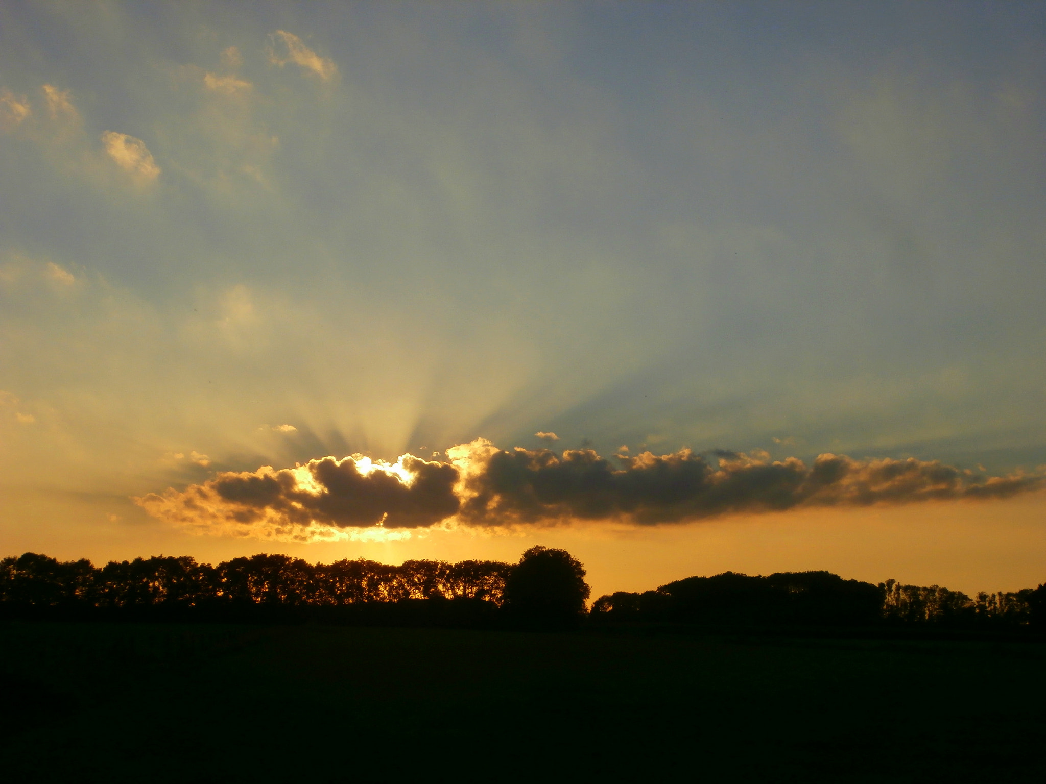 Olympus VR340,D750 sample photo. Sun rays photography