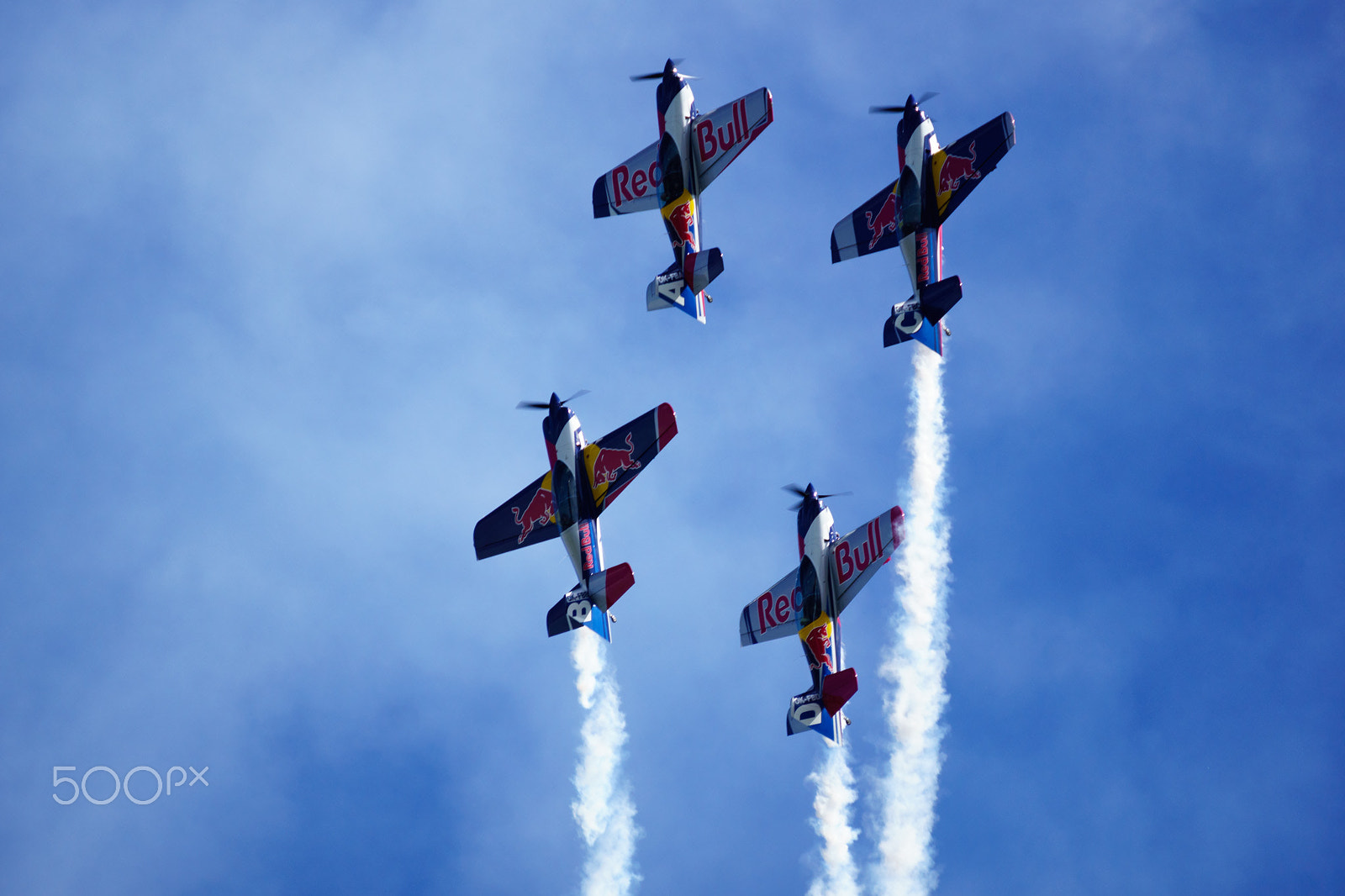 Sony ILCA-77M2 + Tamron SP 70-300mm F4-5.6 Di USD sample photo. Redbull flightshow, zwickau, saxony, 2016-08-13 photography