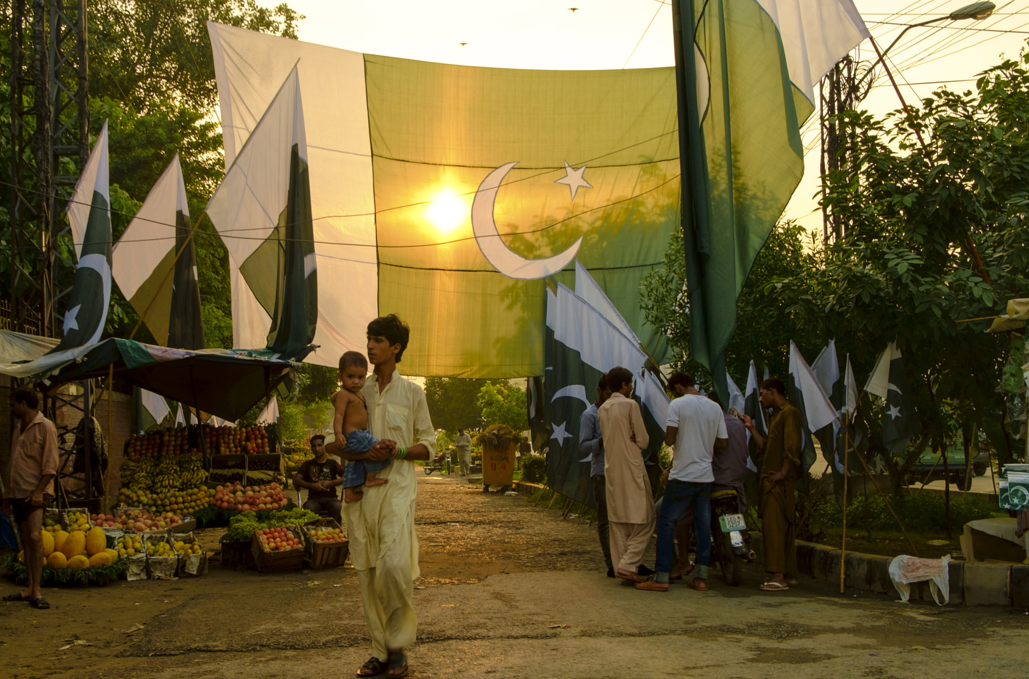 Fujifilm XC 16-50mm F3.5-5.6 OIS II sample photo. Pakistan's independence day photography