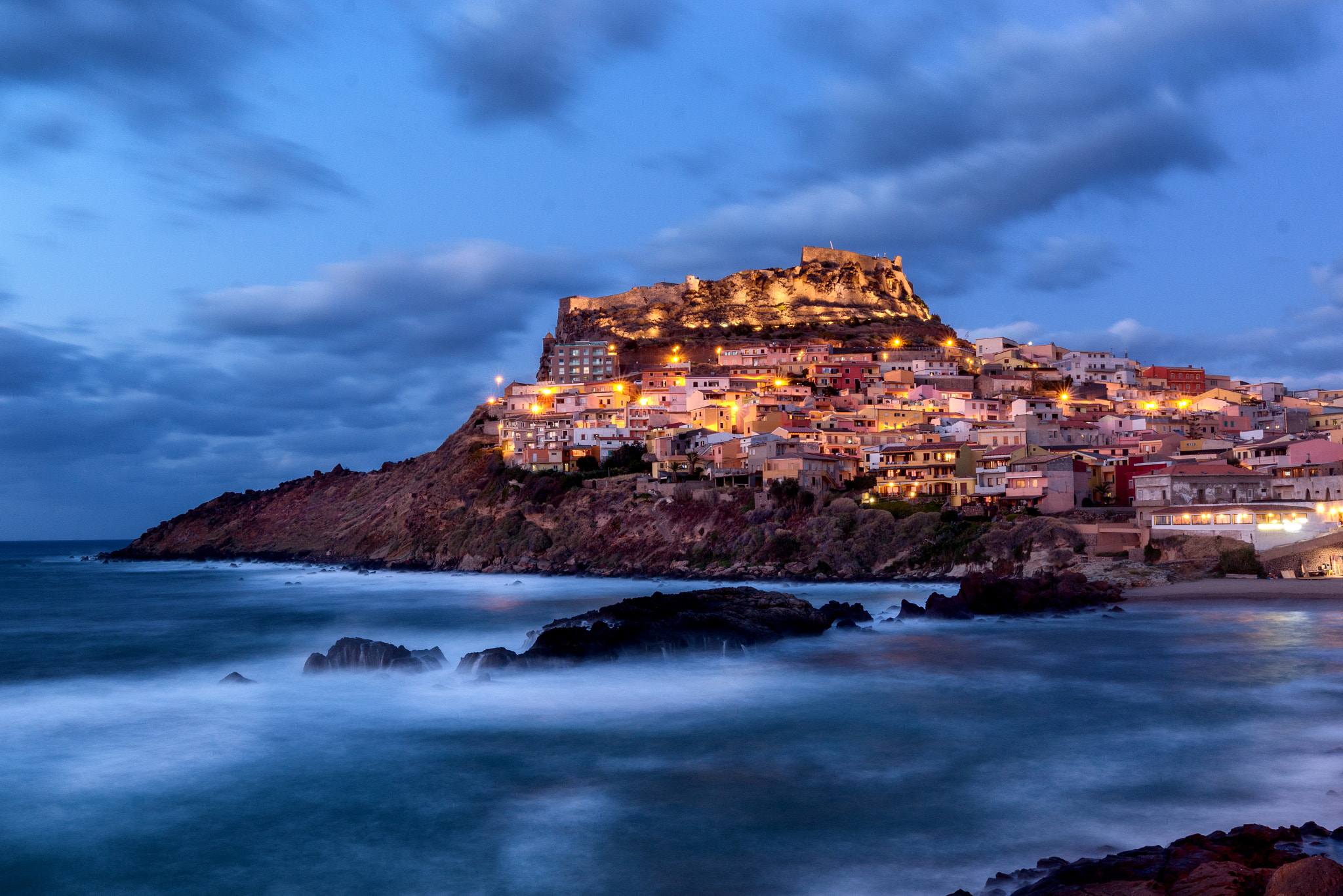 Canon EOS 70D + Canon EF 16-35mm F4L IS USM sample photo. Castelsardo sardinia photography