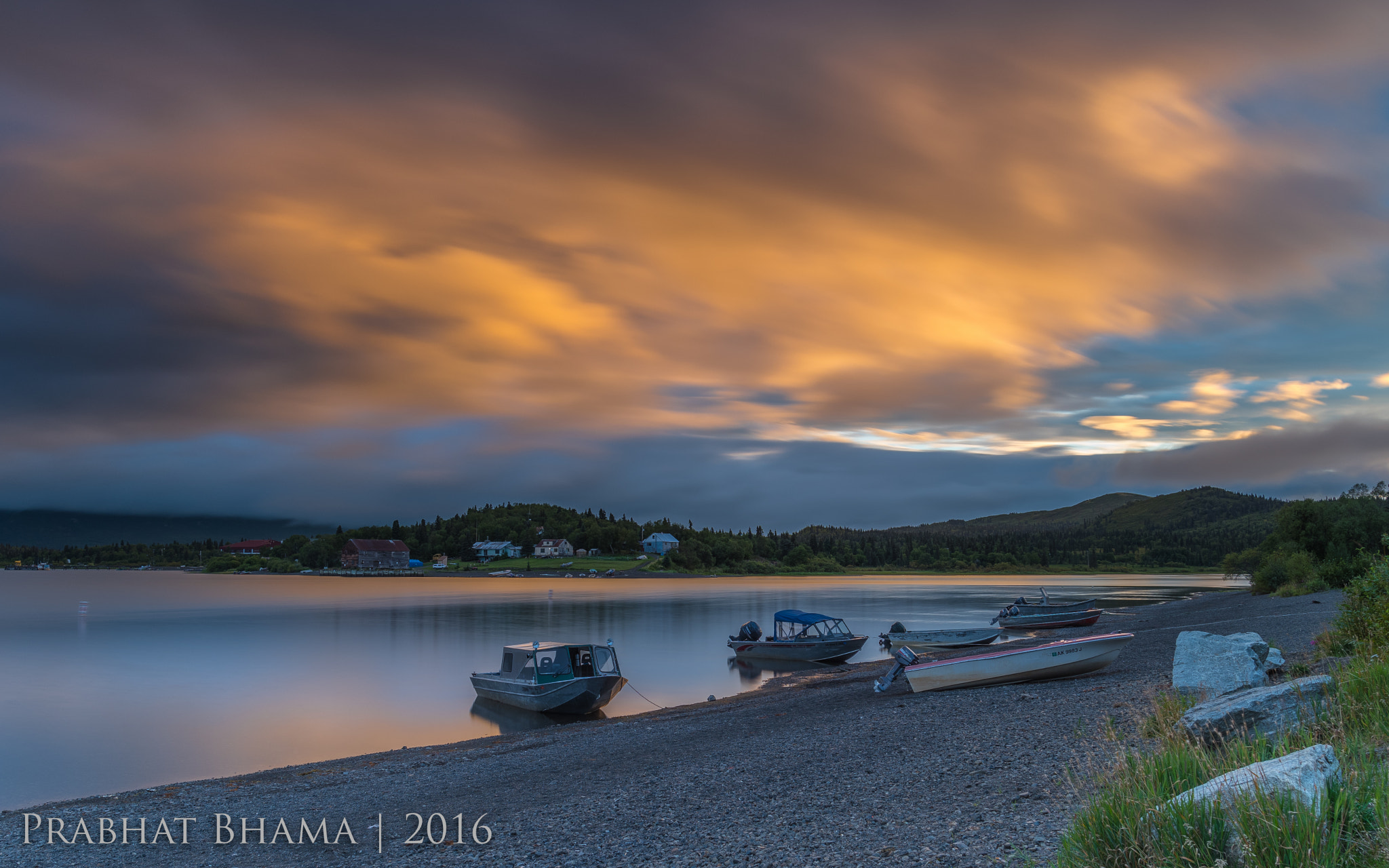 Nikon D500 + Nikon AF-S Nikkor 20mm F1.8G ED sample photo. Sunrise in lake photography