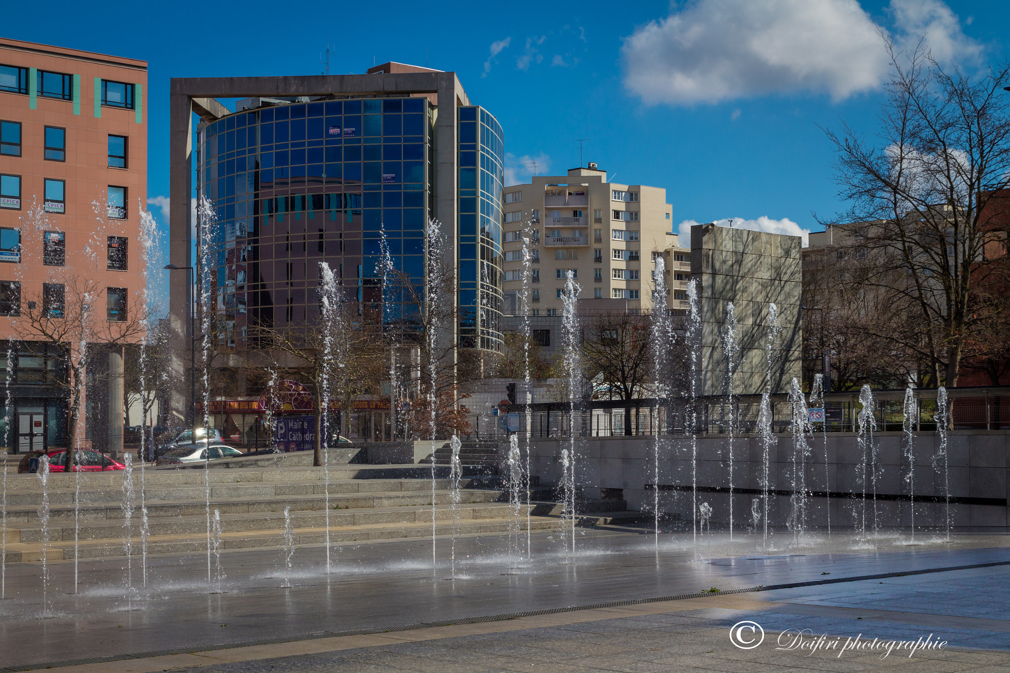 Sigma 24-70mm F2.8 EX DG Macro sample photo. Place de la mairie (evry essonnes) photography