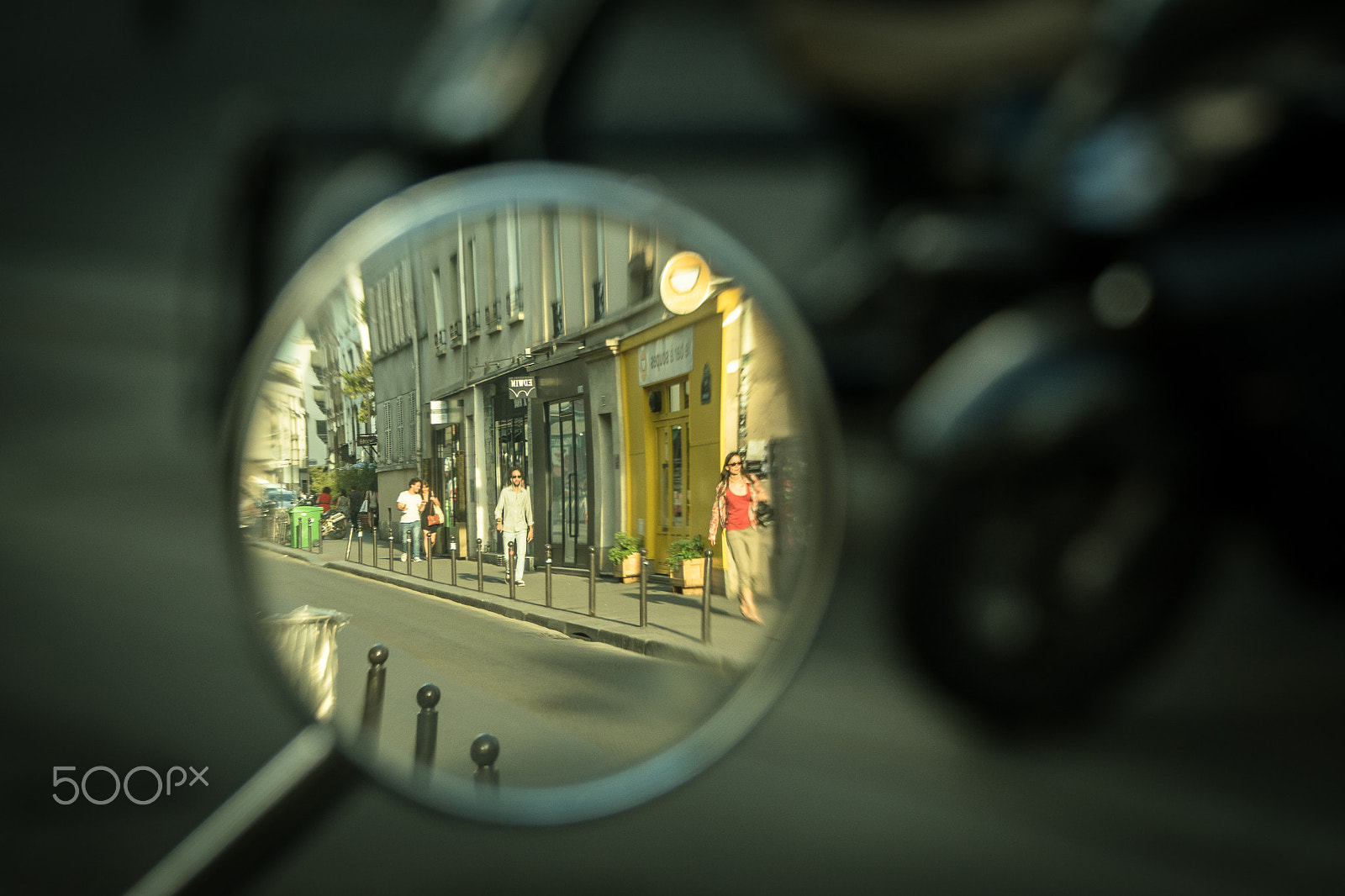 Sony 70-300mm F4.5-5.6 G SSM sample photo. Walkinparissummer photography