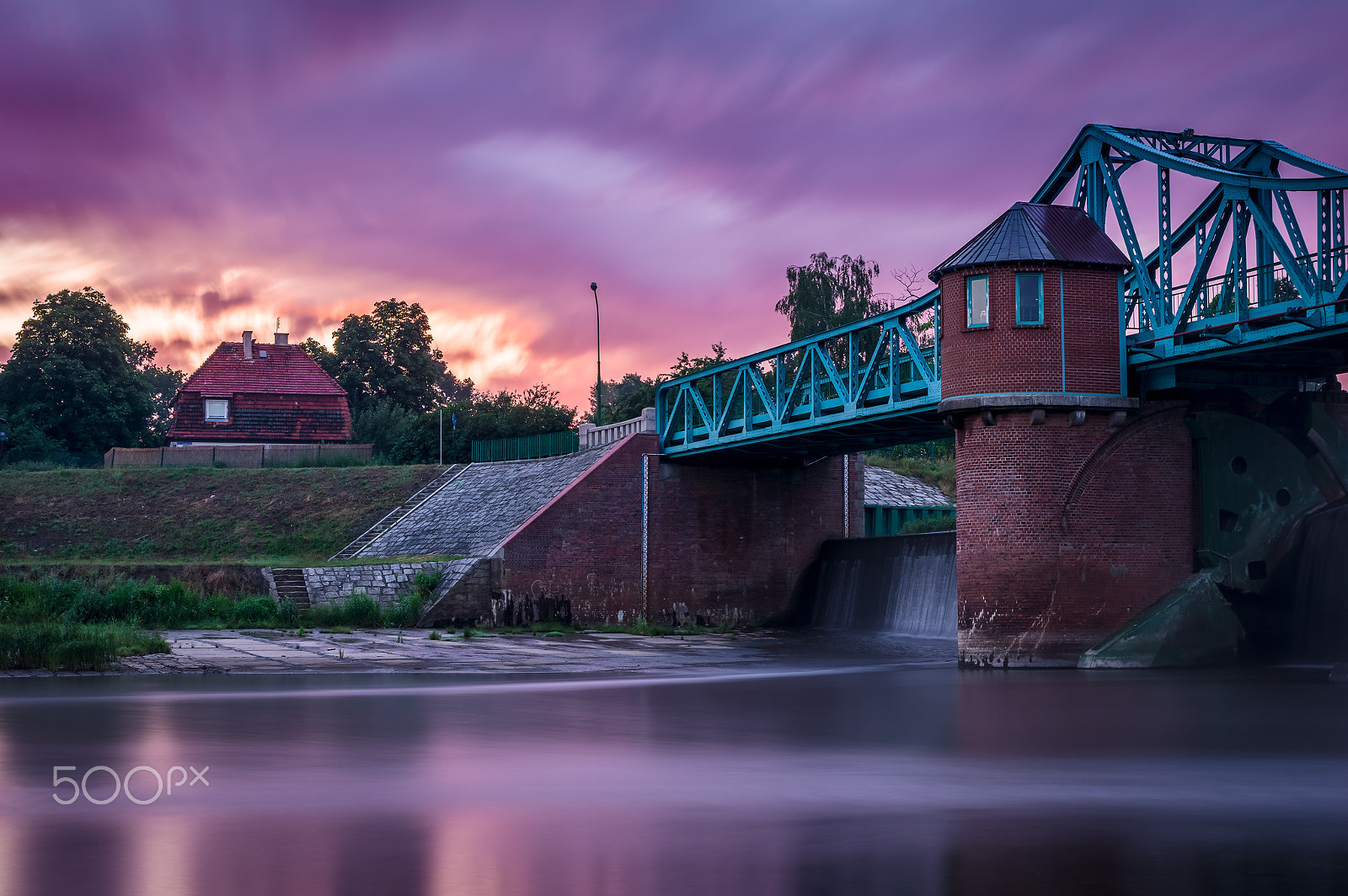 HD Pentax D FA 24-70mm F2.8 ED SDM WR sample photo. Fiery dawn near bartoszowice photography