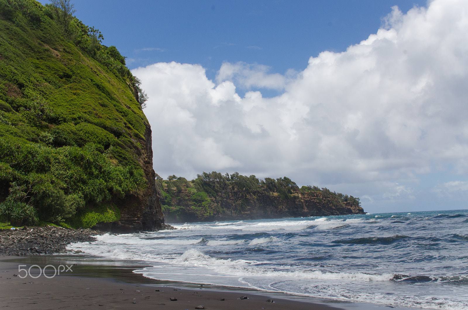 Nikon D7000 + Sigma 30mm F1.4 EX DC HSM sample photo. Black sand photography