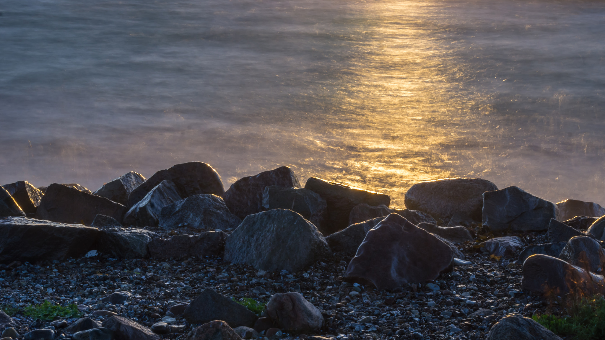 Sony SLT-A55 (SLT-A55V) sample photo. Rocks at the beach photography