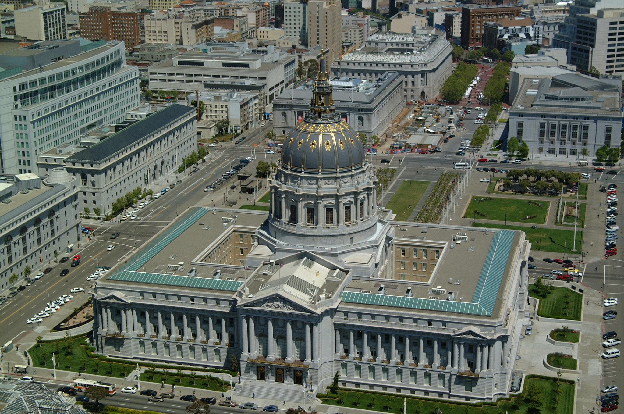 Fujifilm FinePix S1 Pro sample photo. San francisco city hall photography