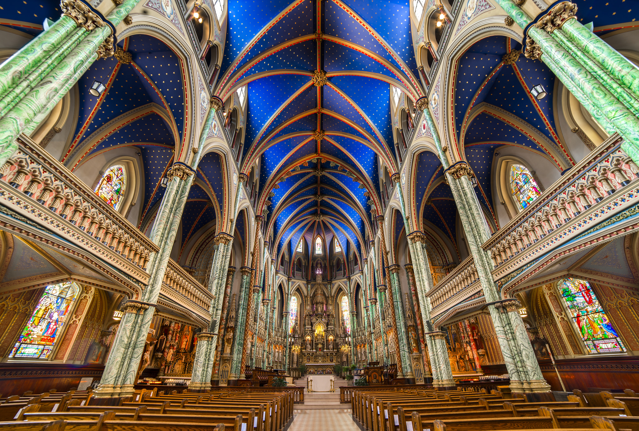 Samyang 14mm F2.8 ED AS IF UMC sample photo. Notre-dame cathedral basilica 2 photography