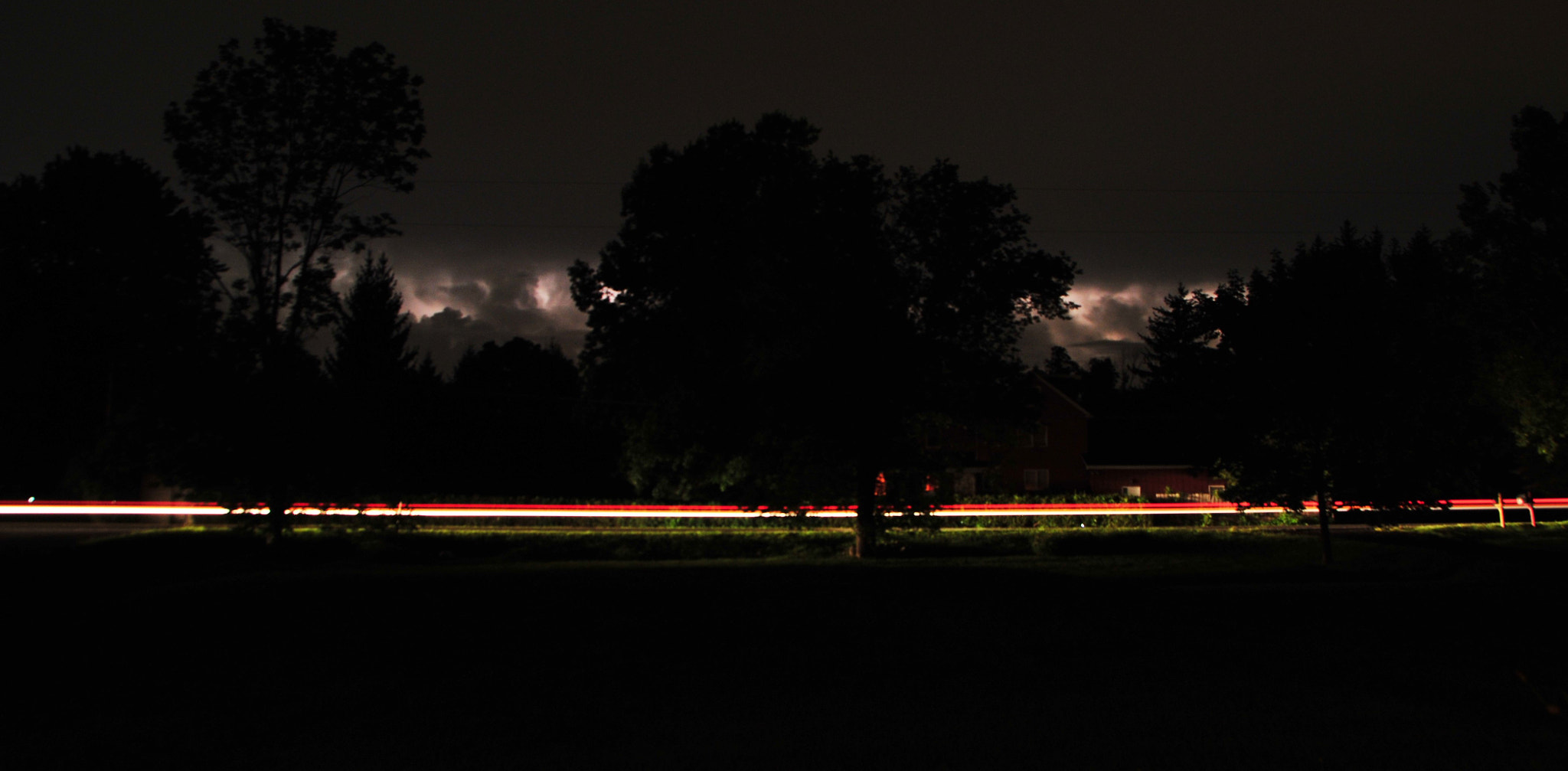 Nikon D300 + Nikon AF-S DX Nikkor 18-200mm F3.5-5.6G IF-ED VR sample photo. Lightening looms wide photography