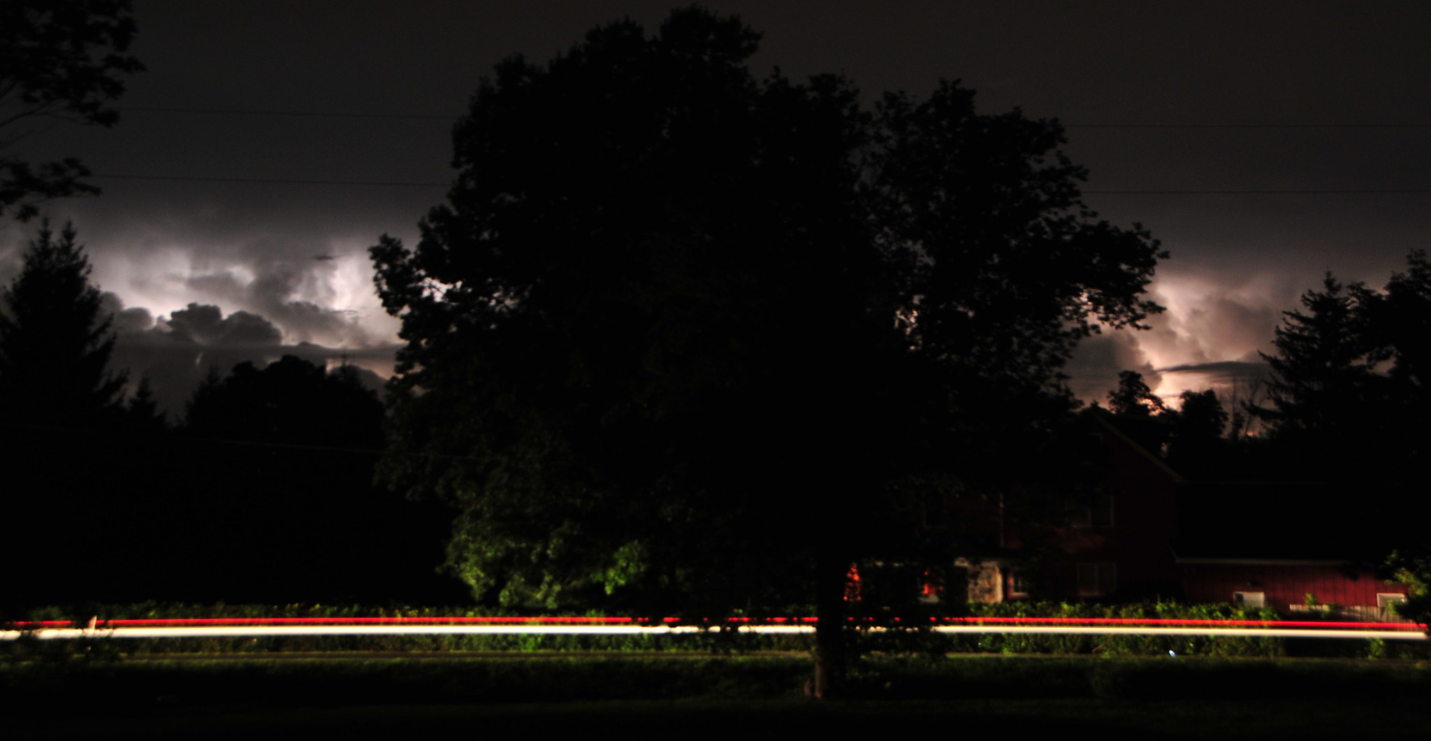 Nikon D300 sample photo. Lightening looms photography