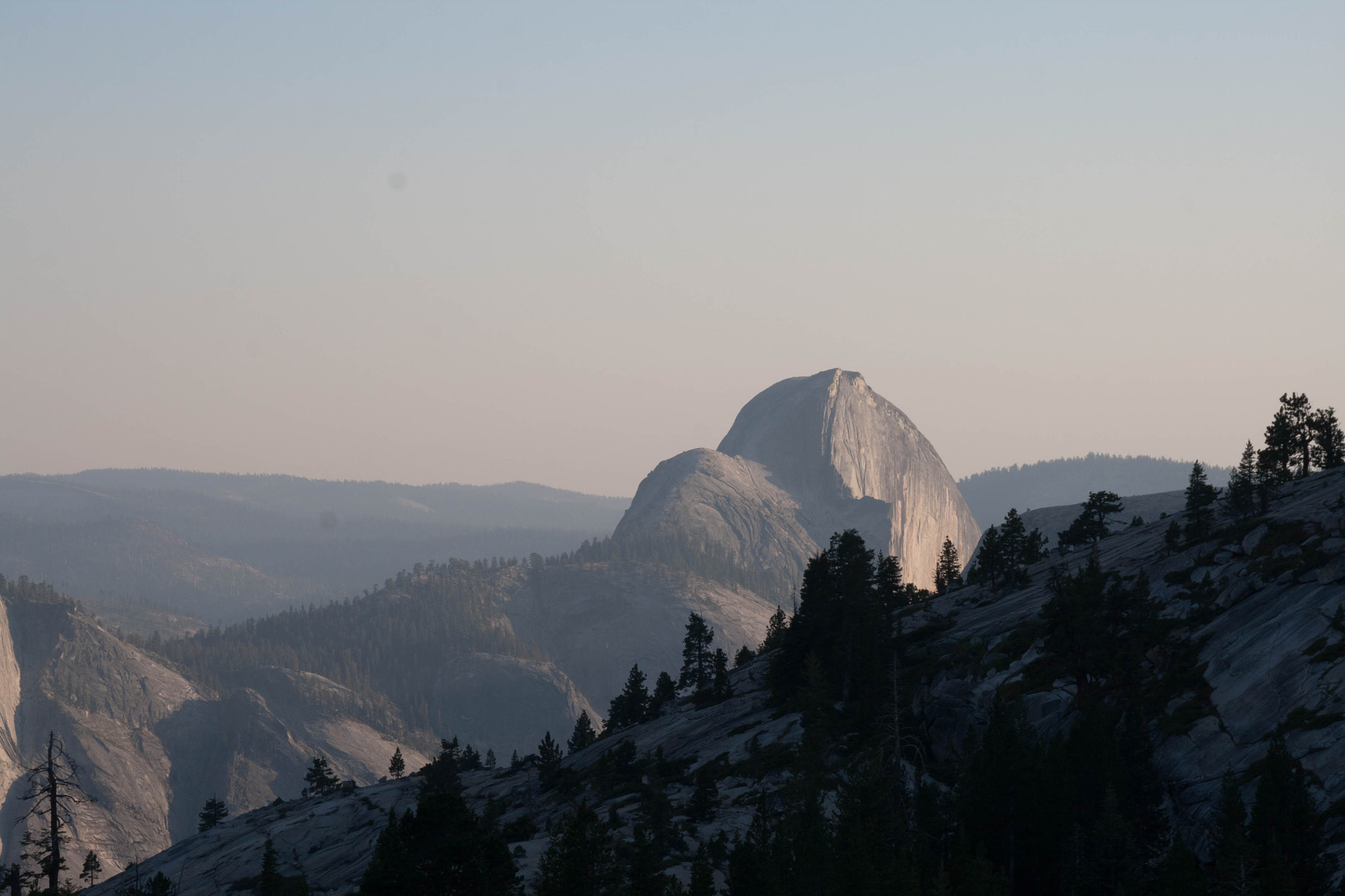 Canon EOS 400D (EOS Digital Rebel XTi / EOS Kiss Digital X) sample photo. Half dome photography