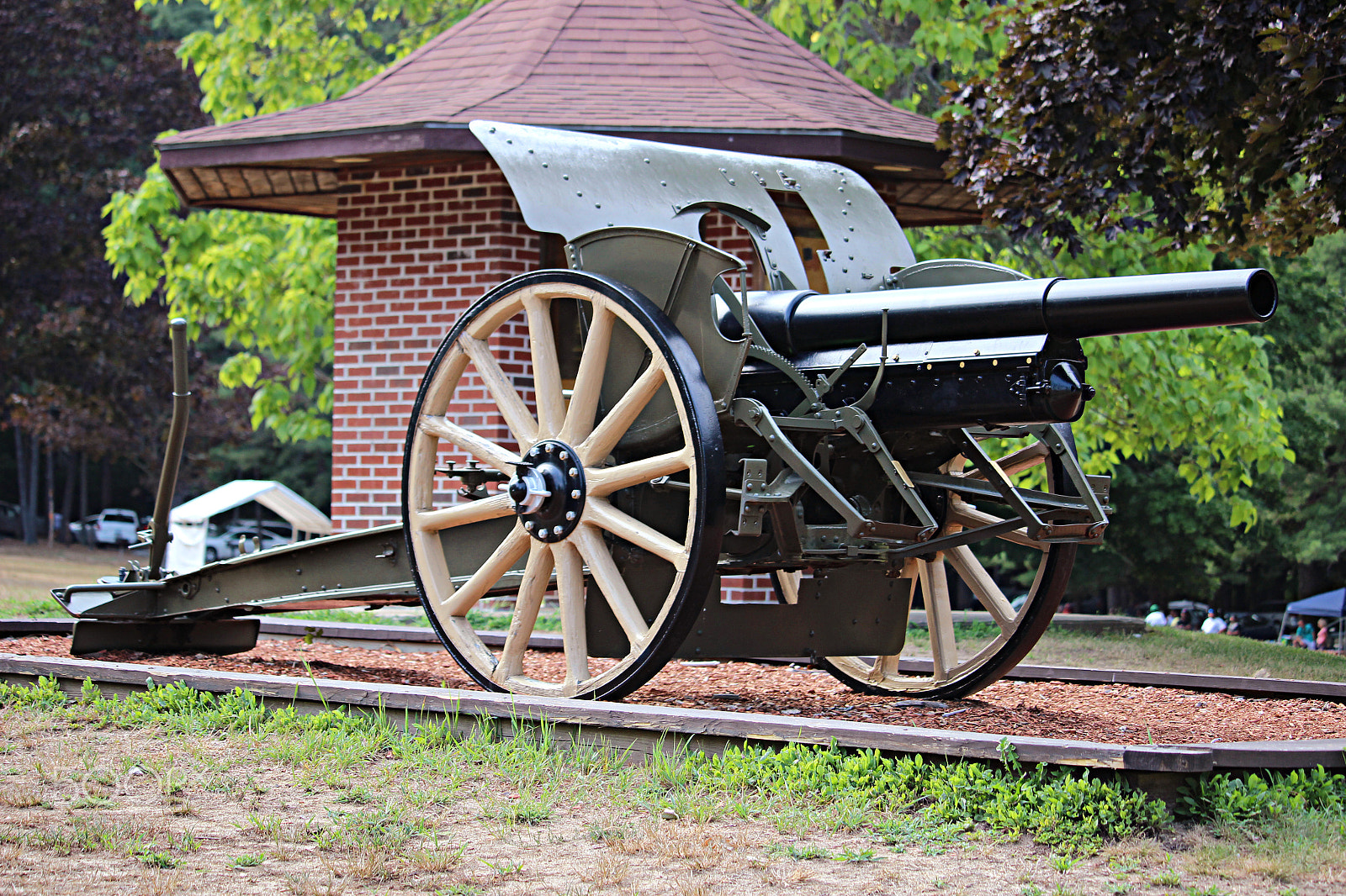 55.0 - 250.0 mm sample photo. Cannon - world war 1 photography