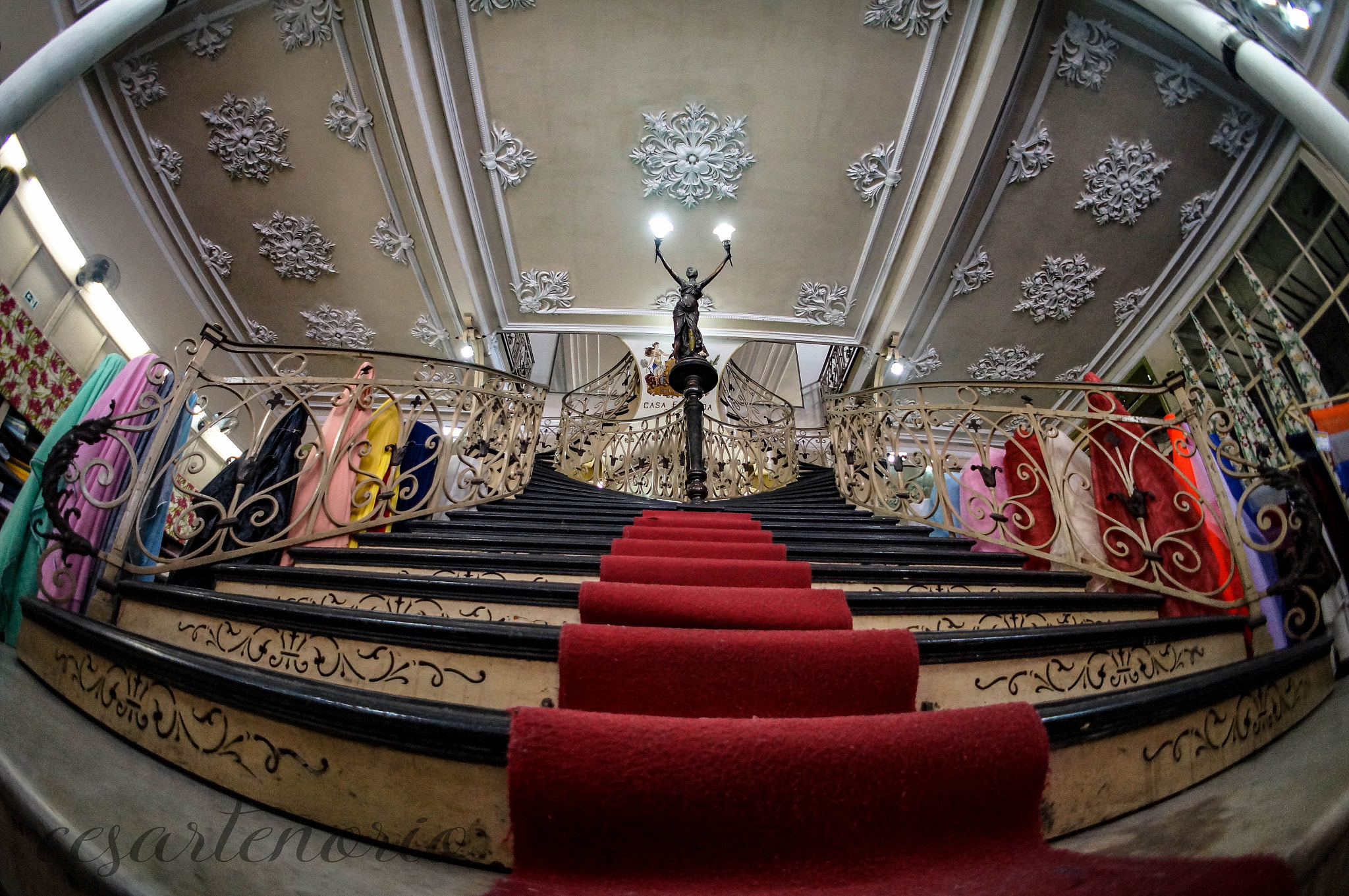 Sony Alpha NEX-3N + Sony E 16mm F2.8 sample photo. The ladder photography