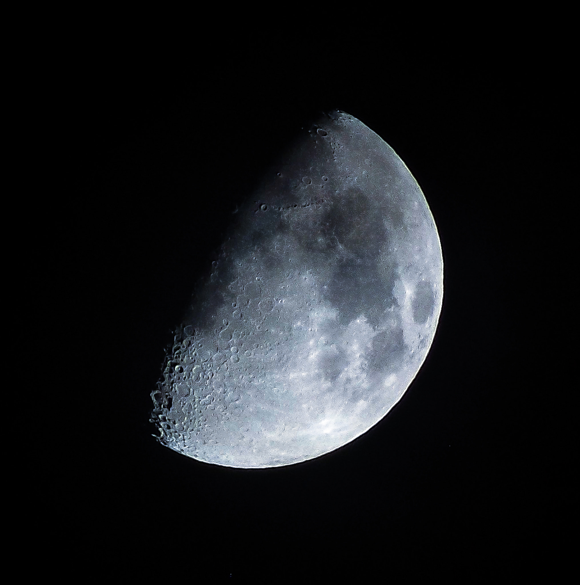 Fujifilm FinePix S4830/Walmart sample photo. My first moon photography