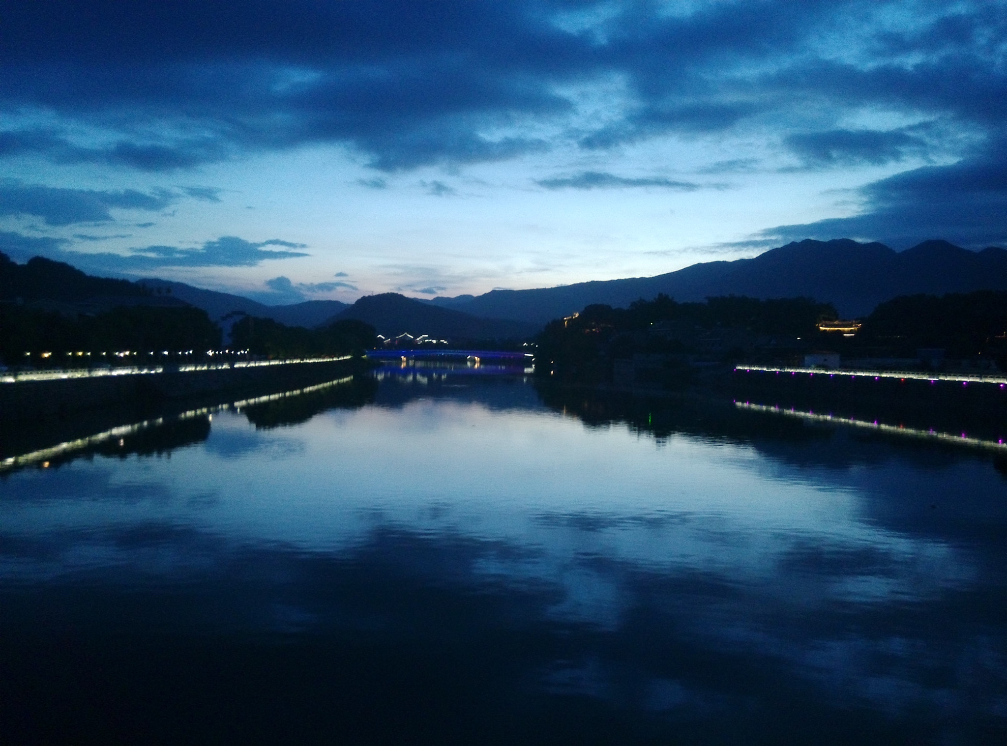 Xiaomi MI3 sample photo. River shan photography