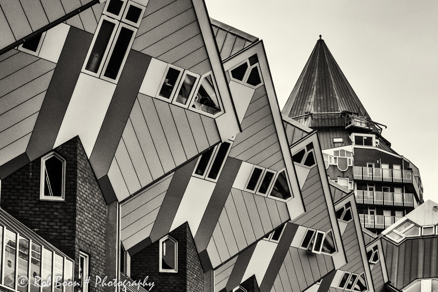 Canon EOS 5DS + Canon EF 16-35mm F4L IS USM sample photo. Cube houses, rotterdam 17 photography