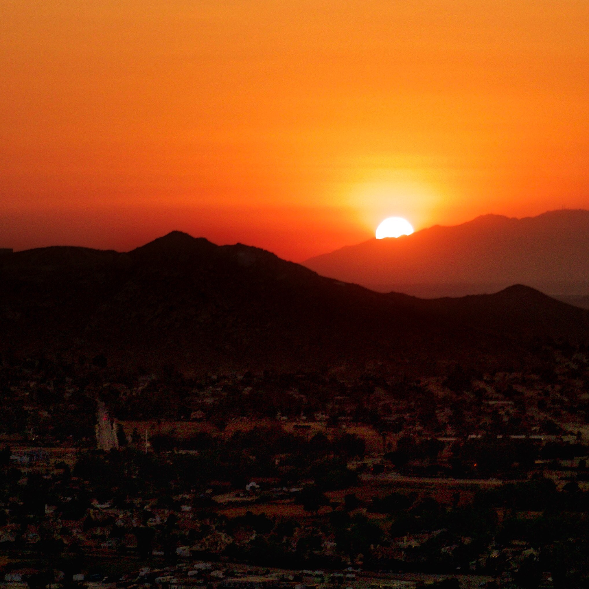 Sony E 18-55mm F3.5-5.6 OSS sample photo. Sunset from mount rubidoux photography