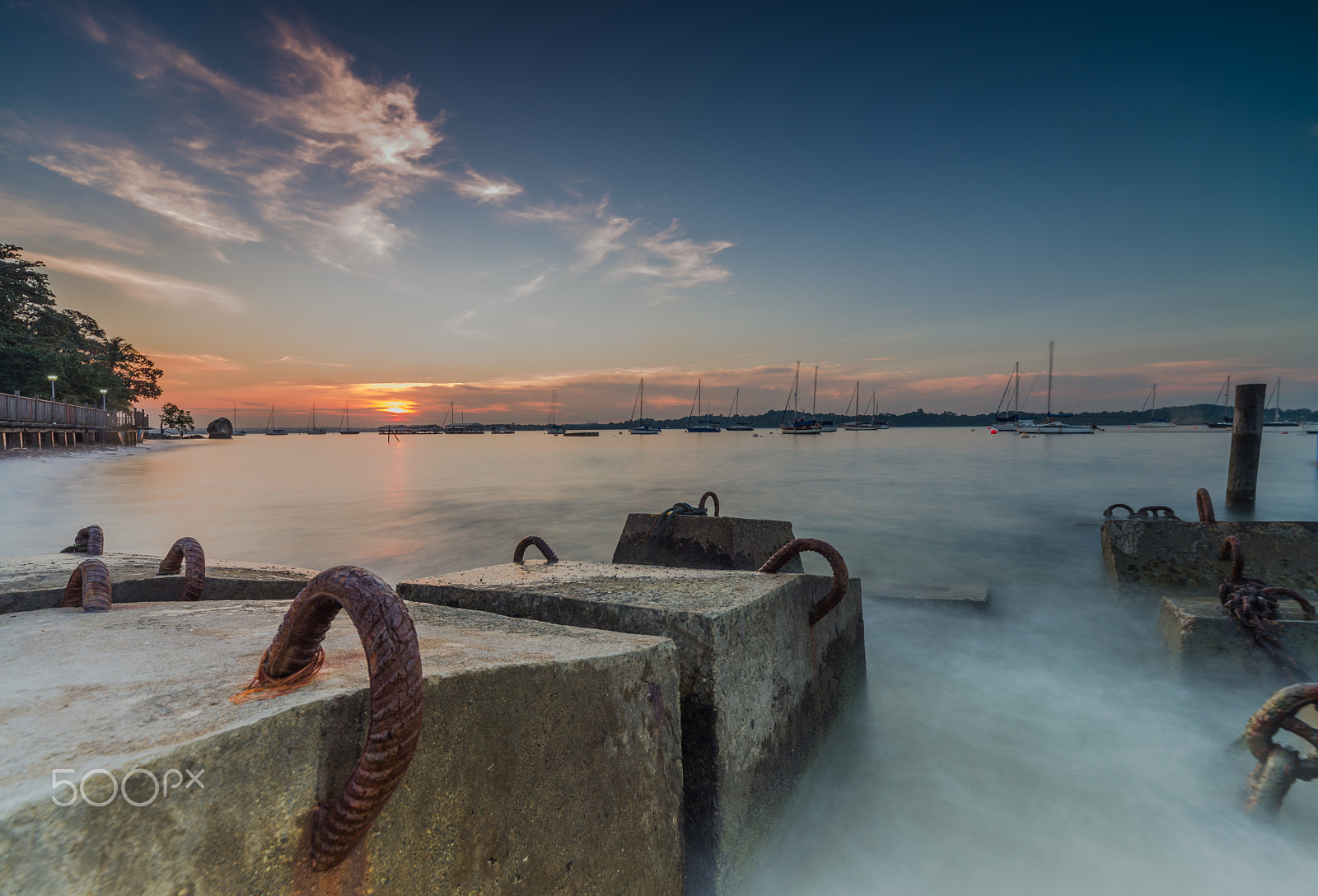 Nikon D600 + Sigma 12-24mm F4.5-5.6 EX DG Aspherical HSM sample photo. Sundown @ changi beach singapore 2016 photography