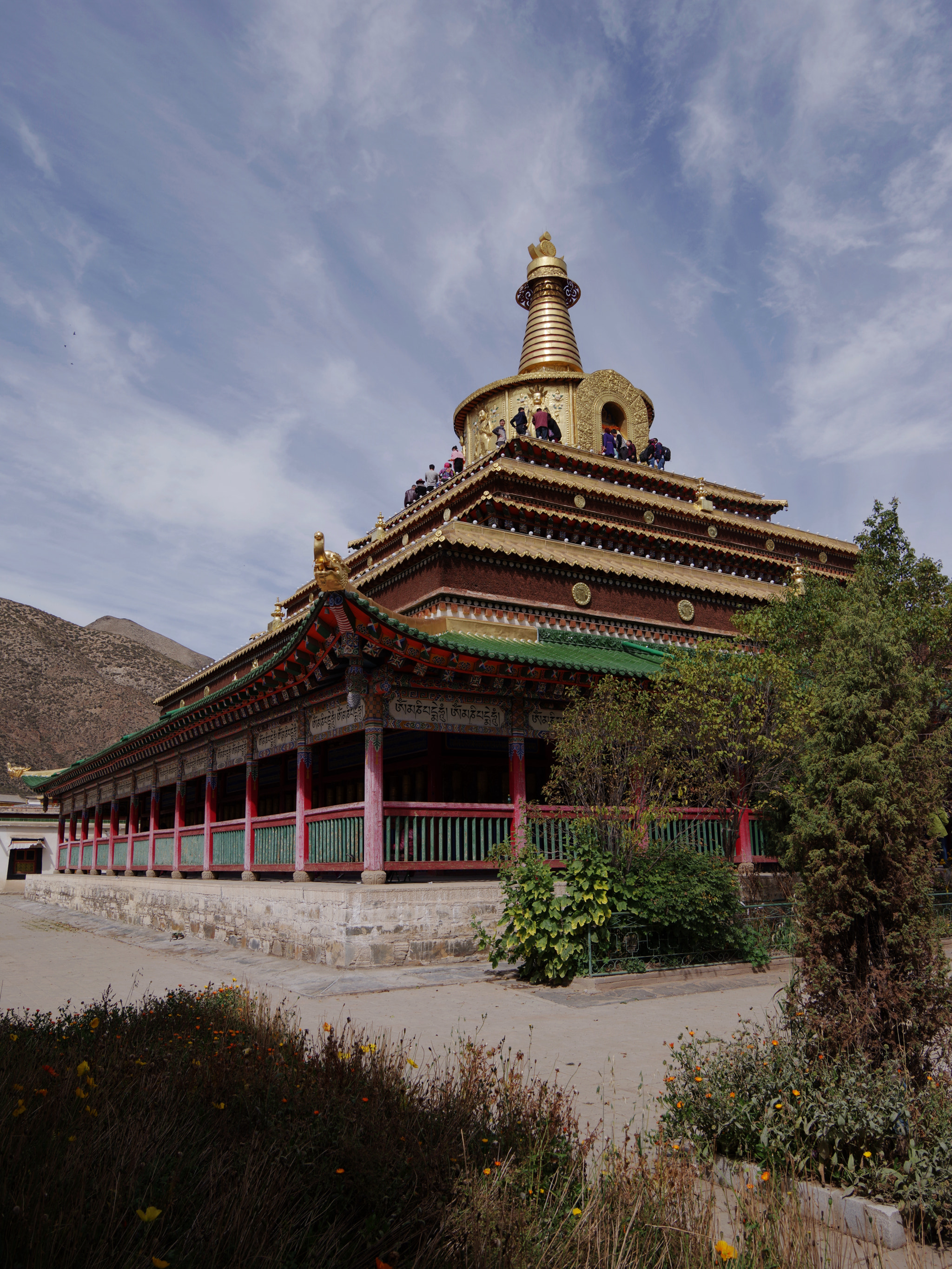 smc PENTAX-FA 645 33-55mm F4.5 AL sample photo. Tibetan ethnic style photography