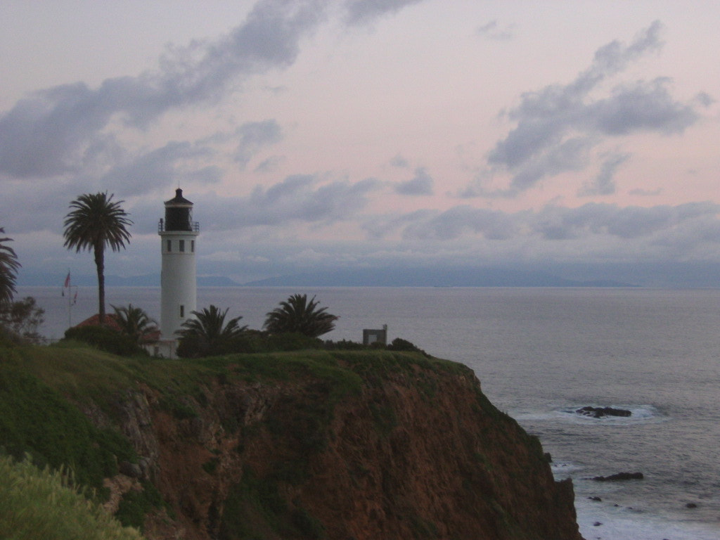 Canon POWERSHOT S400 sample photo. Lighthouse in cali photography