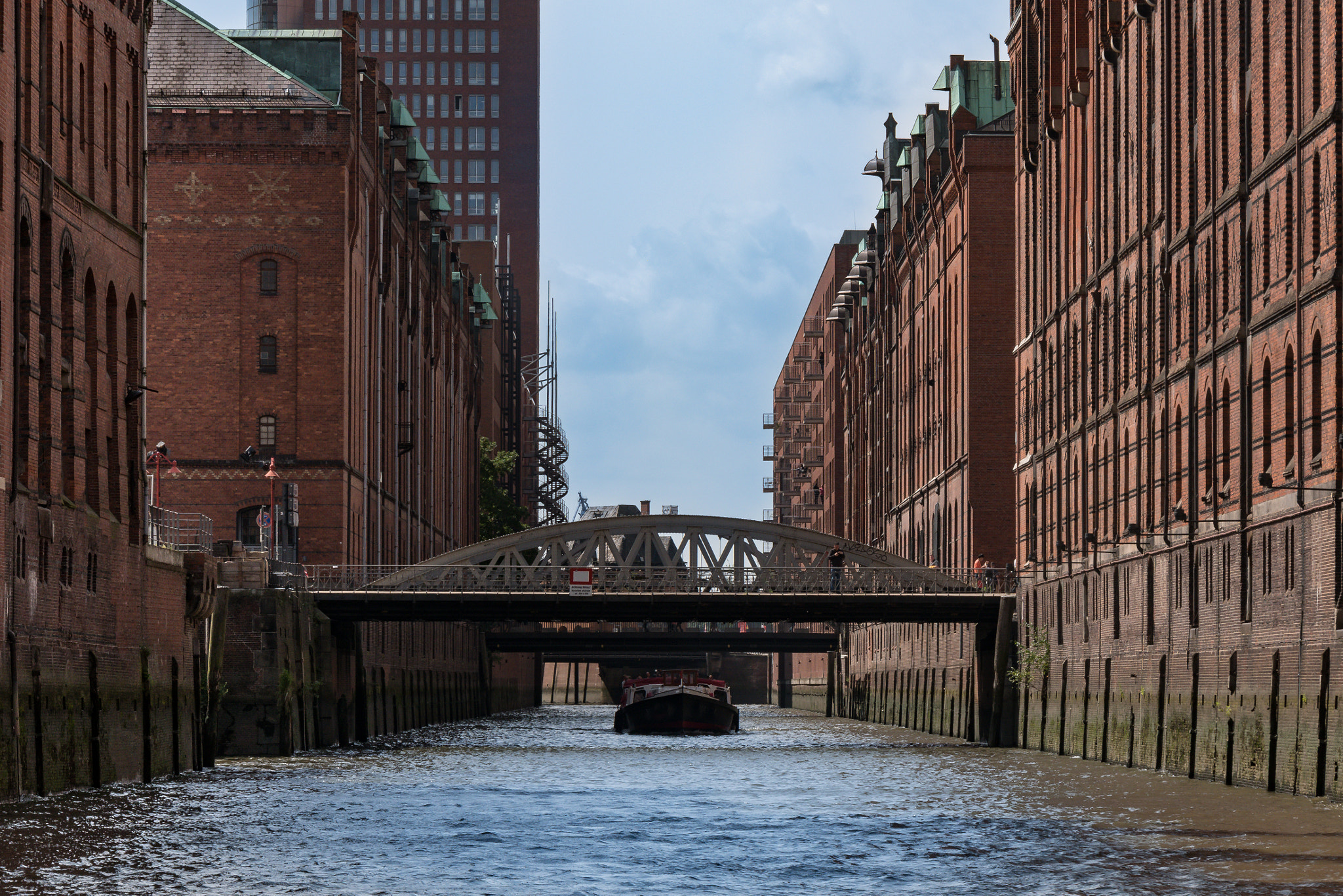Panasonic Lumix DMC-GX85 (Lumix DMC-GX80 / Lumix DMC-GX7 Mark II) sample photo. Speicherstadt hamburg photography