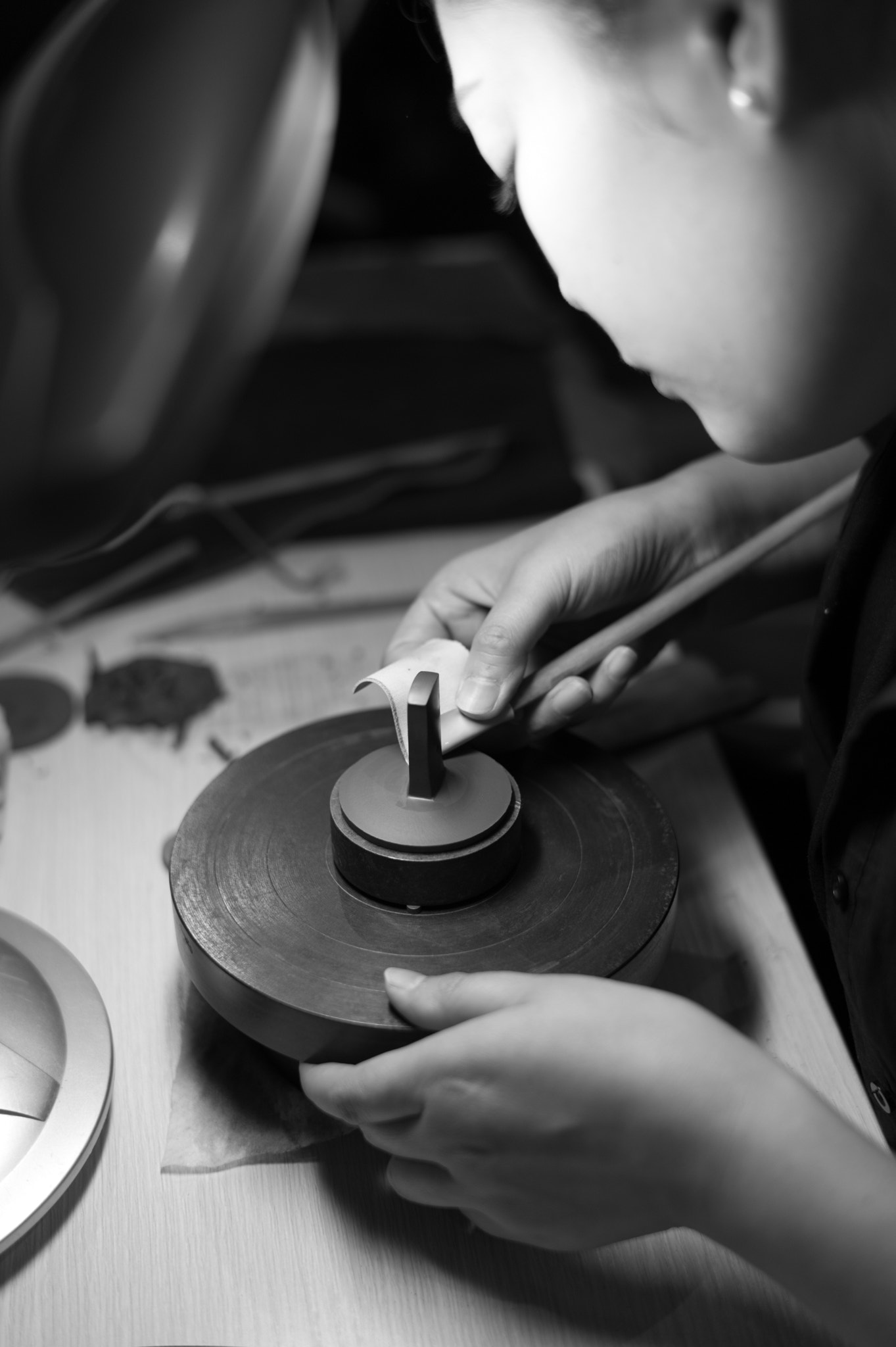 Leica Summilux-M 50mm F1.4 ASPH sample photo. Making yixing clay teapot photography