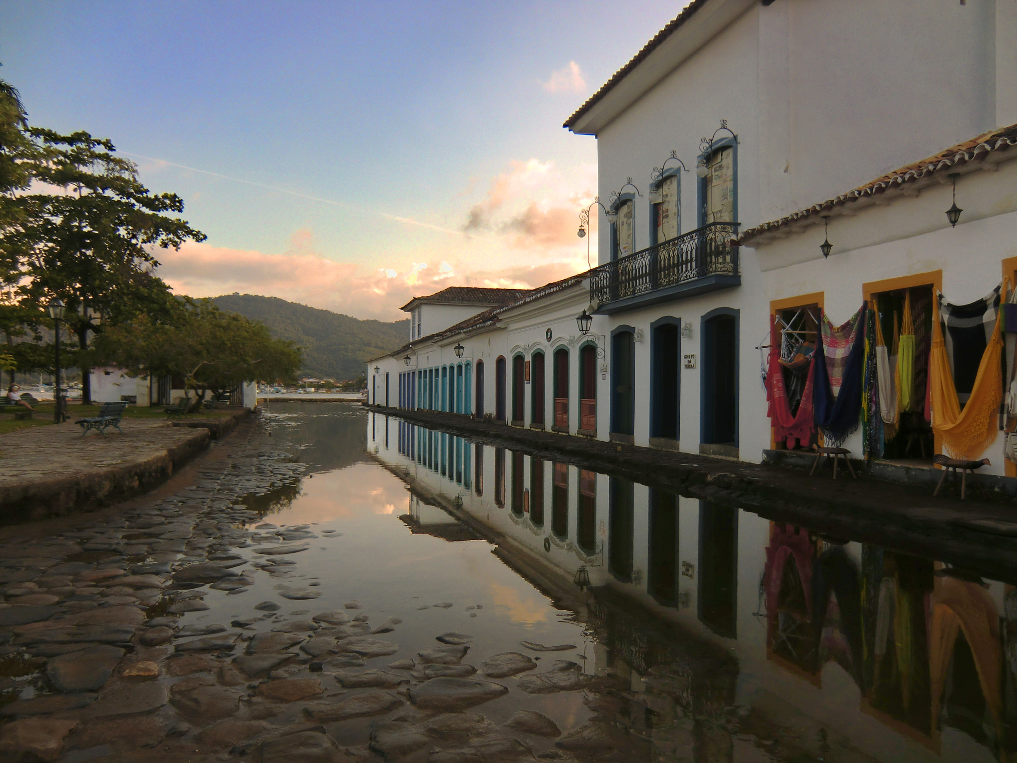 CASIO EX-H15 sample photo. Paraty photography