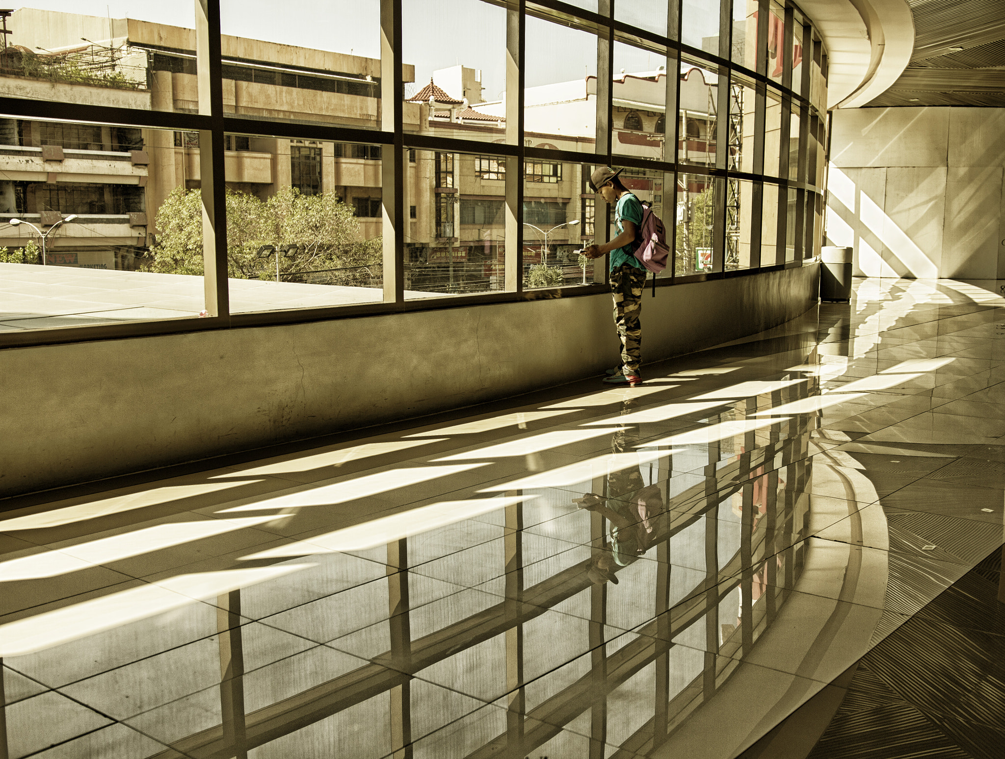 Sigma 18-35mm f/1.8 DC HSM sample photo. Reflections photography