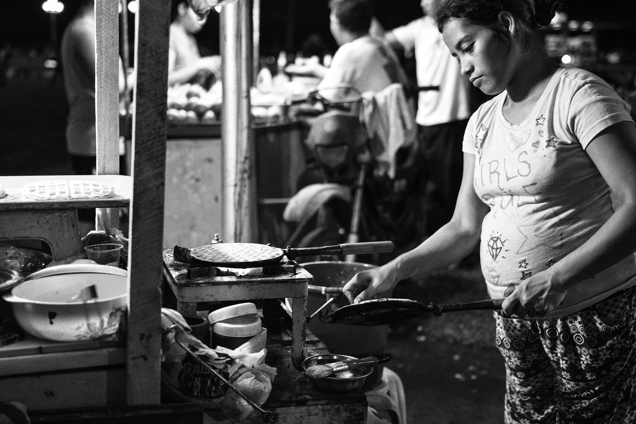 Sigma 18-35mm f/1.8 DC HSM sample photo. Super mom photography
