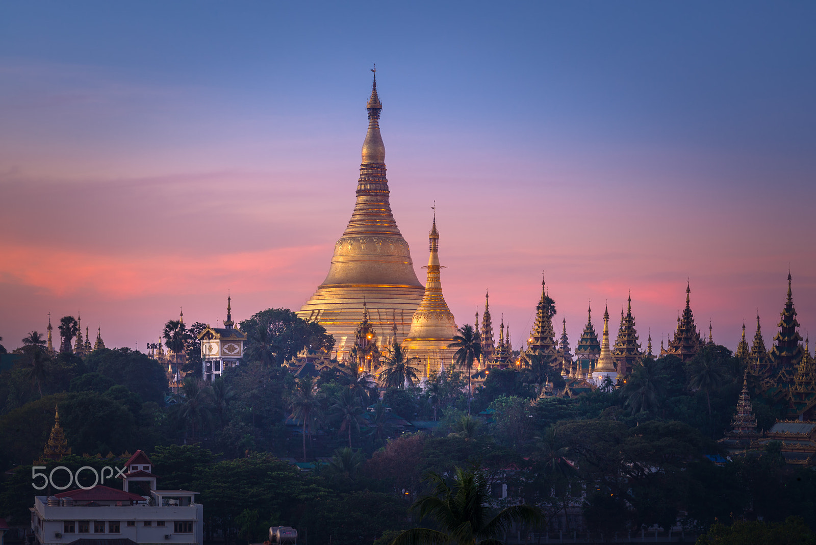 Leica APO-Summicron-M 90mm F2 ASPH sample photo. Shwedagon pagoda photography