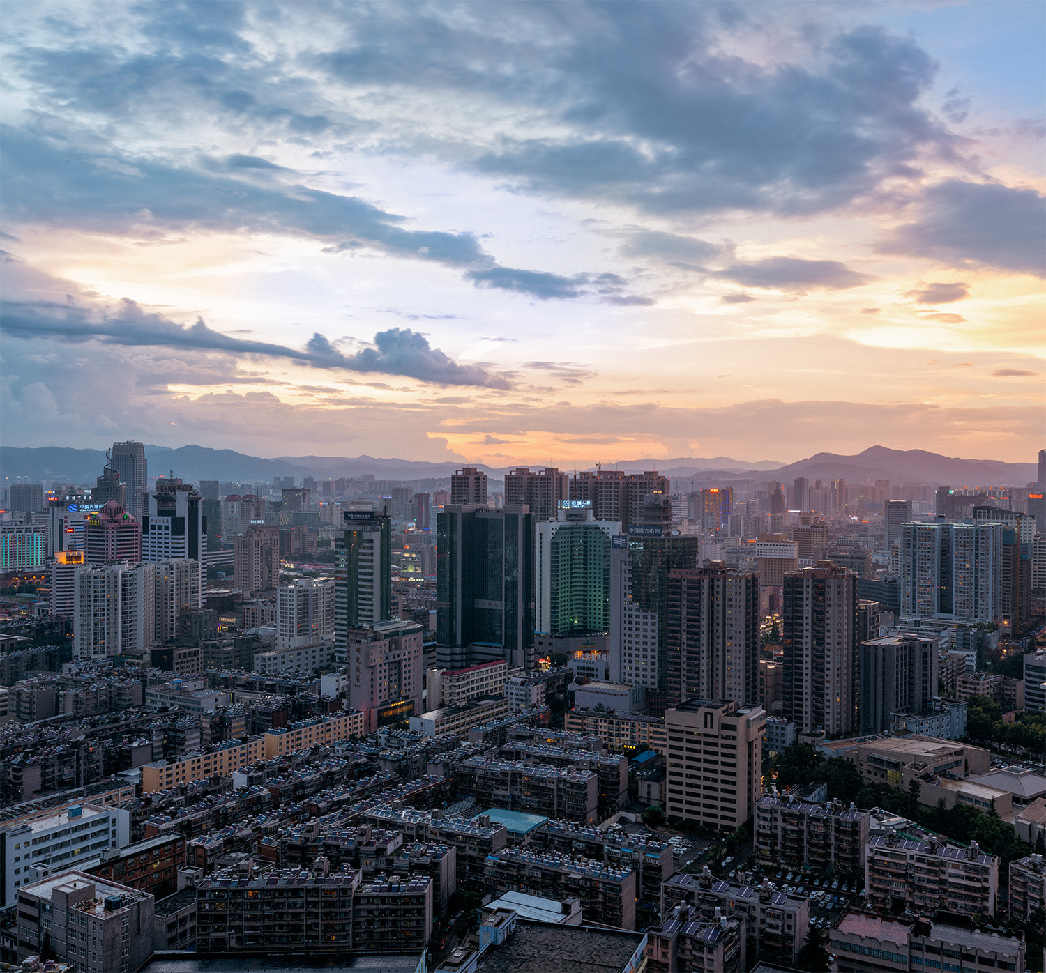 HD Pentax-DA645 28-45mm F4.5ED AW SR sample photo. Pano photography