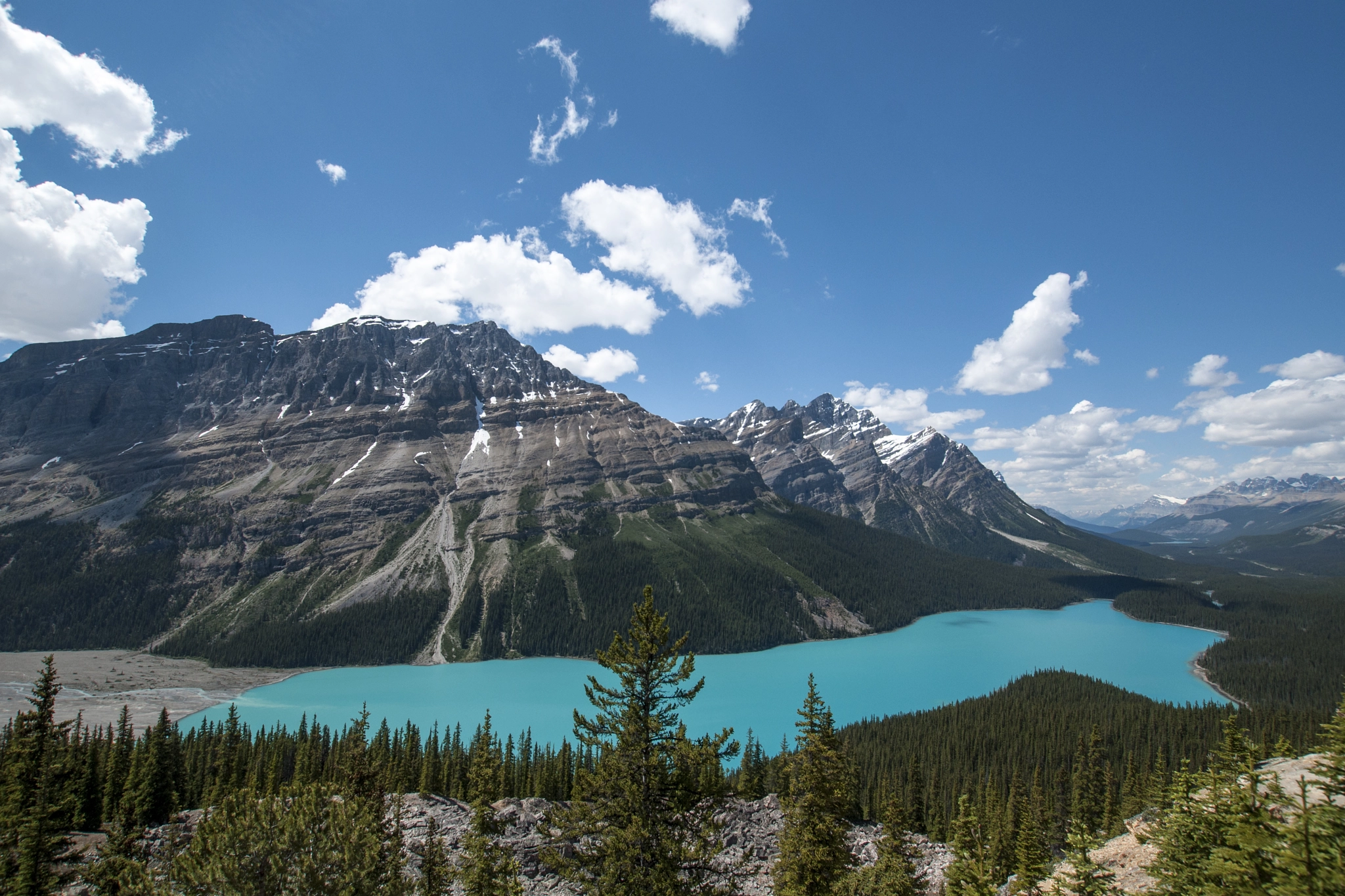 Nikon D90 + Sigma 10-20mm F3.5 EX DC HSM sample photo. Peyto lake photography