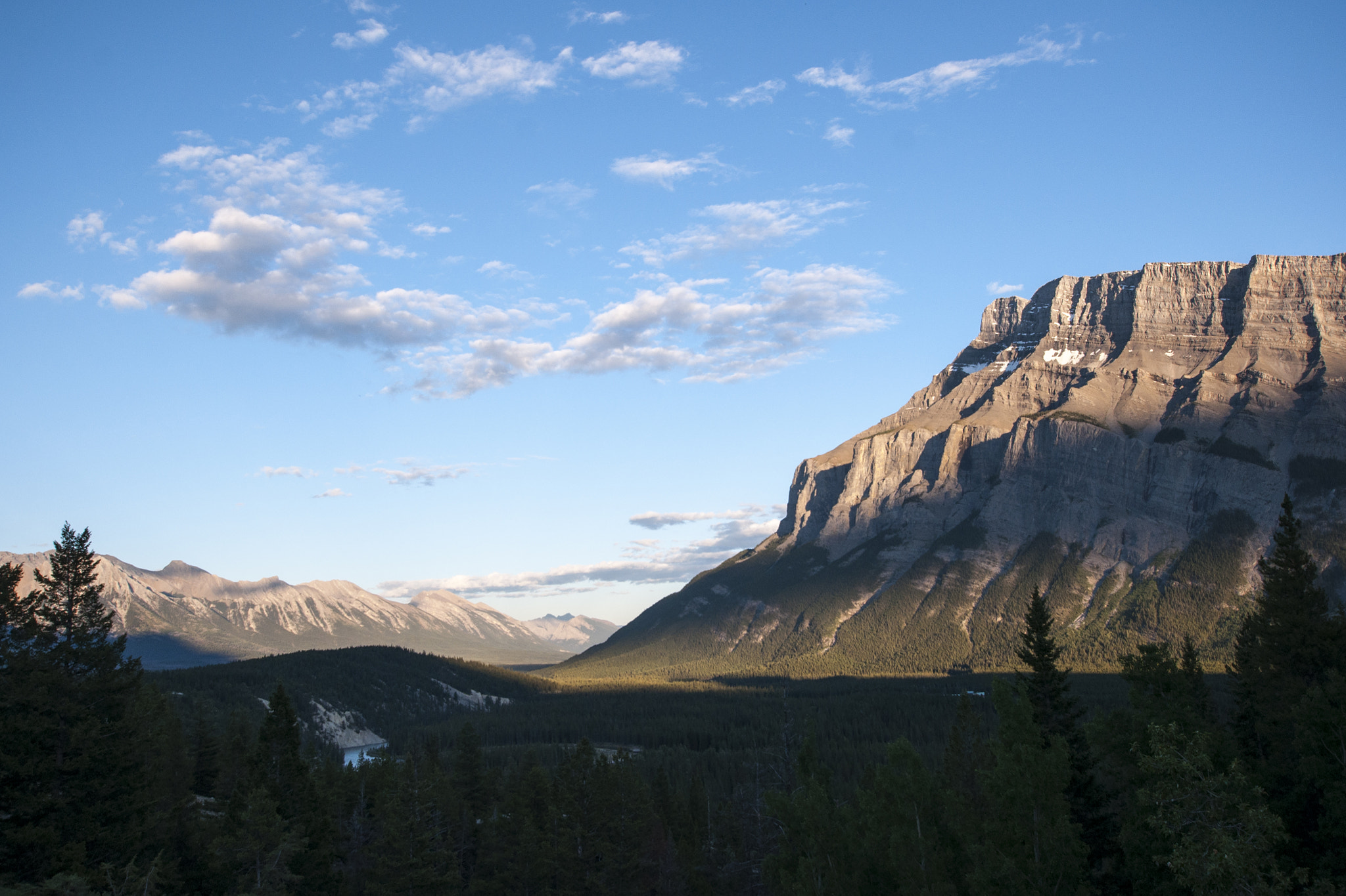 Nikon D90 + Sigma 10-20mm F3.5 EX DC HSM sample photo. Banff sunset photography