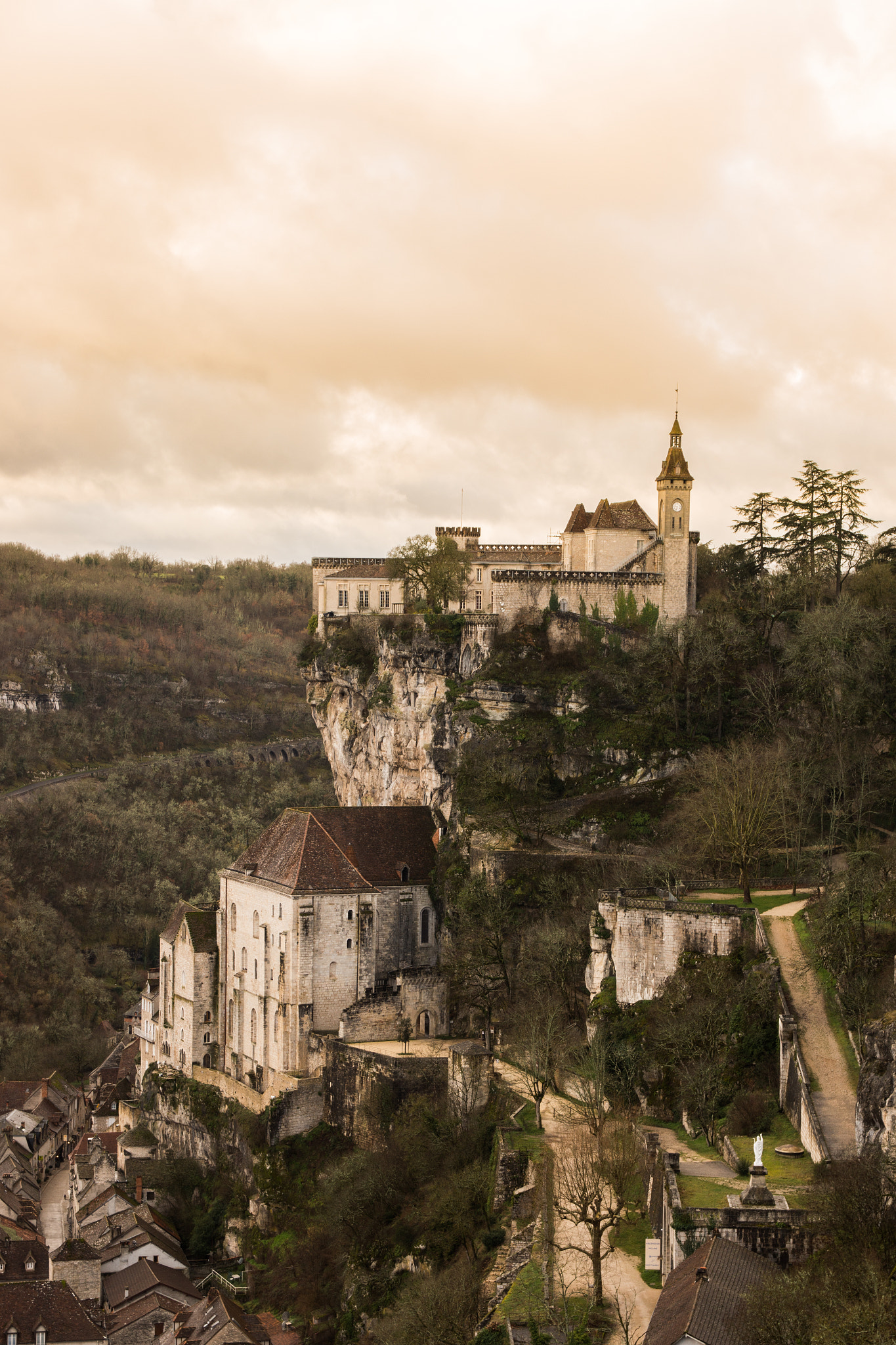 Sigma 17-70mm F2.8-4 DC Macro HSM sample photo. Rocamadour photography