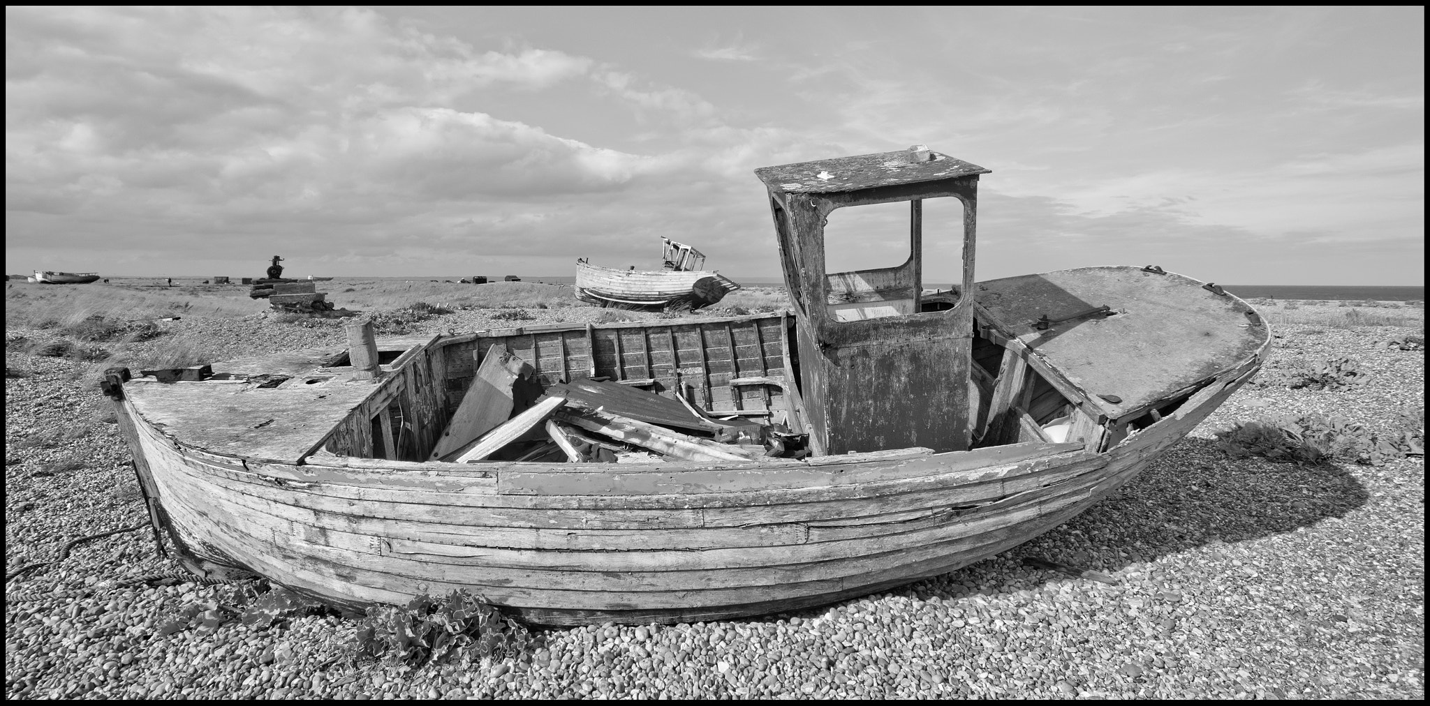 Sigma 17-35mm F2.8-4 EX DG  Aspherical HSM sample photo. Fishing boats photography