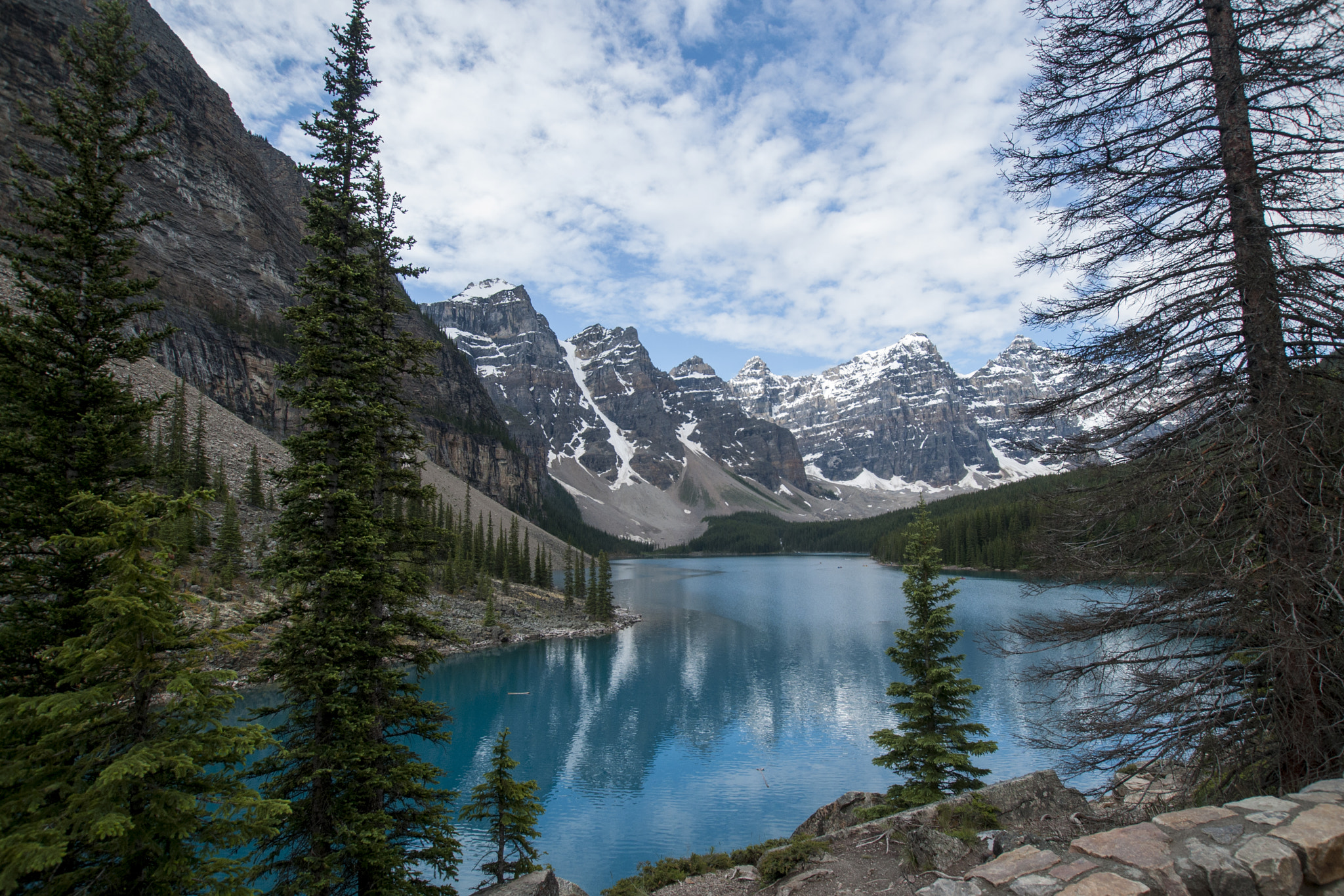 Nikon D90 + Sigma 10-20mm F3.5 EX DC HSM sample photo. Moraine lake photography