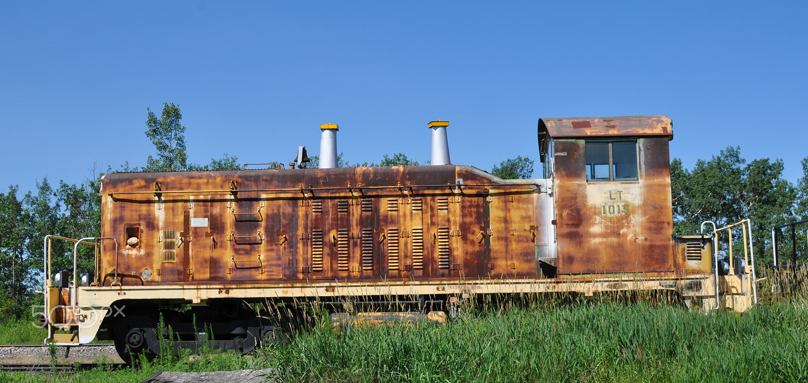 Nikon D5000 sample photo. Train engine, lt 1015 photography