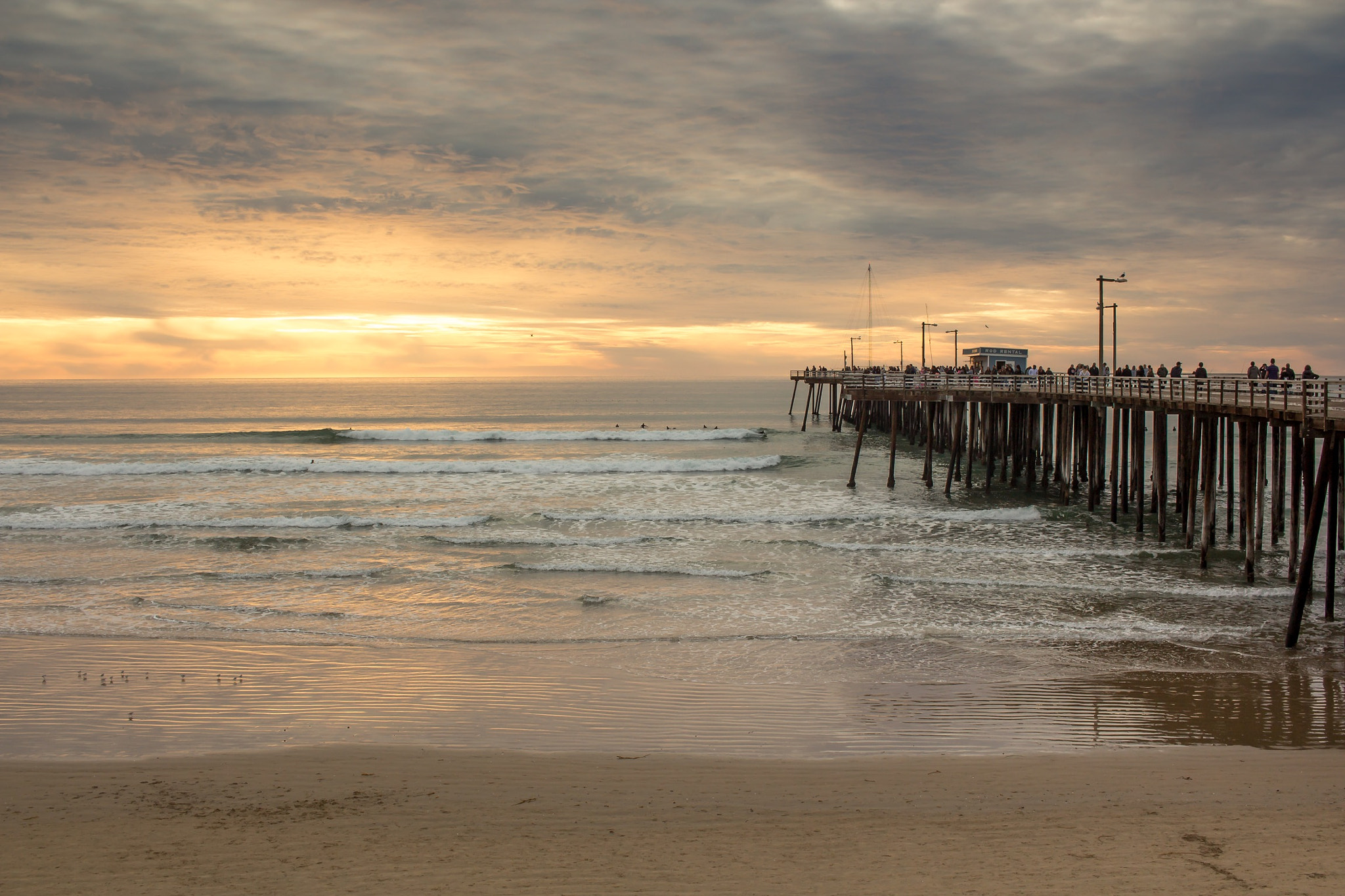 Canon EF-S 24mm F2.8 STM sample photo. Pismo sunset. photography