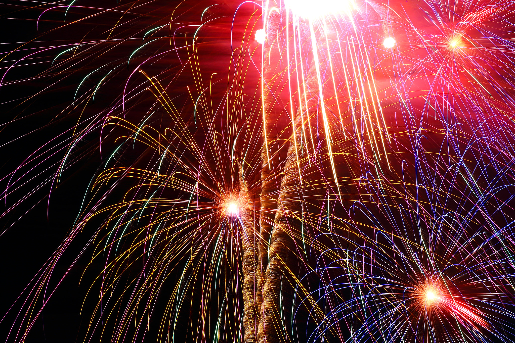 Canon EOS-1D Mark IV sample photo. Beautiful firework photography