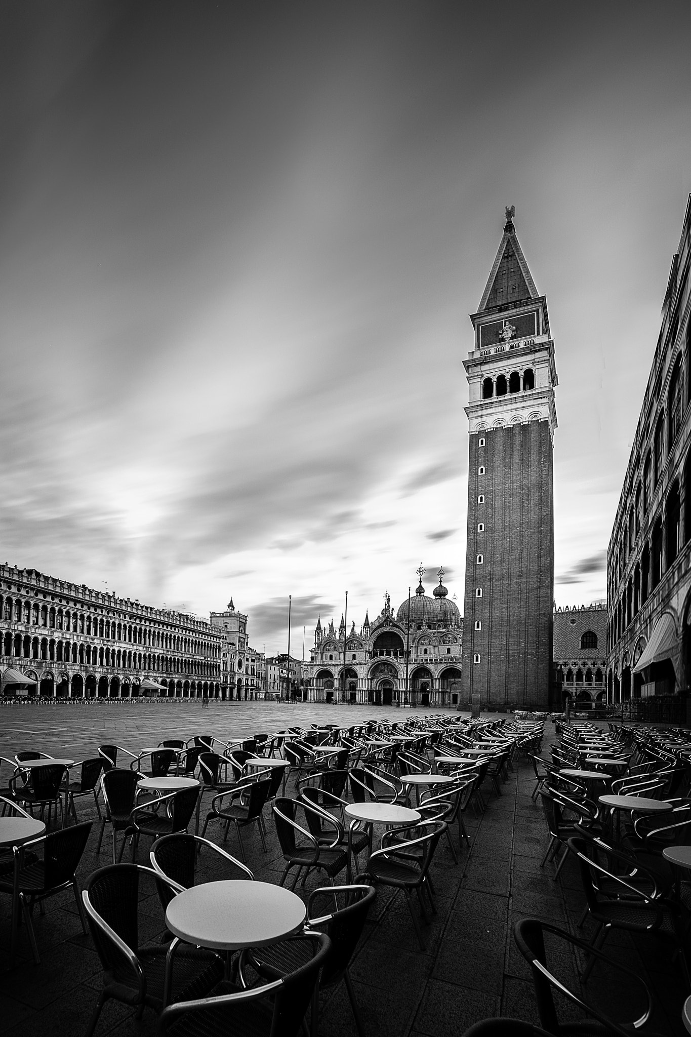 Sigma 12-24mm F4.5-5.6 II DG HSM sample photo. Venice - caffe florian photography