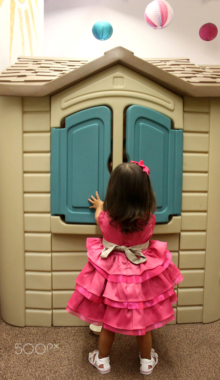 Canon EF-S 18-55mm F3.5-5.6 IS sample photo. Cinderella... photography