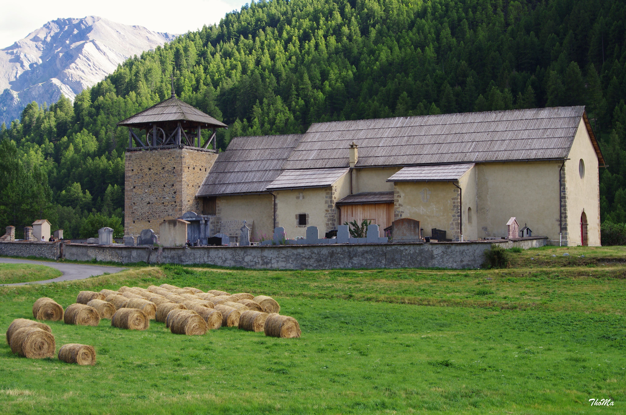 HD Pentax DA 55-300mm F4.0-5.8 ED WR sample photo. Eglise de moline en queyras photography
