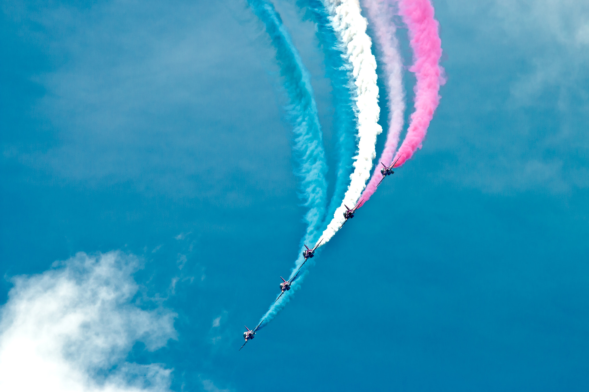 Canon EF 100-400mm F4.5-5.6L IS USM sample photo. Red arrows photography