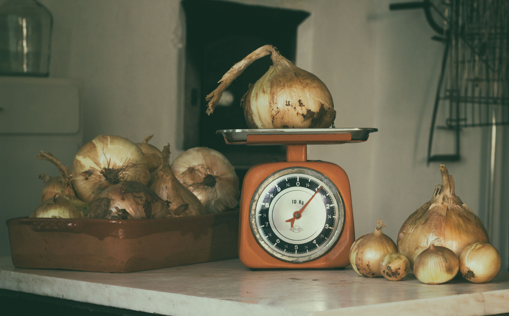 Canon EF 35-80mm f/4-5.6 sample photo. Big onions photography