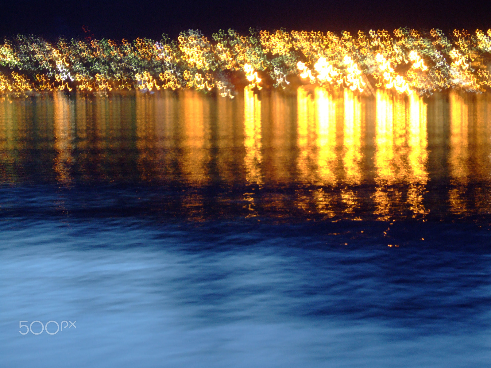 Fujifilm FinePix S9000 sample photo. Ushuaia city lights photography